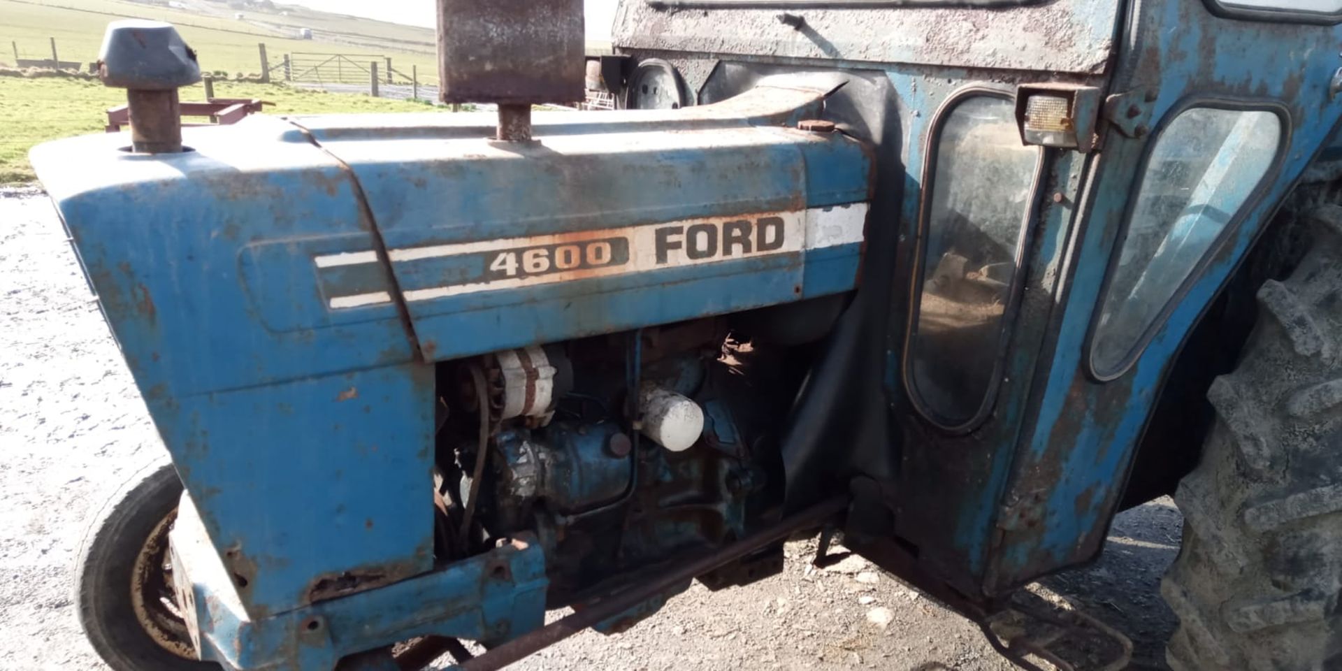 Ford 4600 tractor, Lambourne cab, non runner JBS 319S - Image 6 of 8