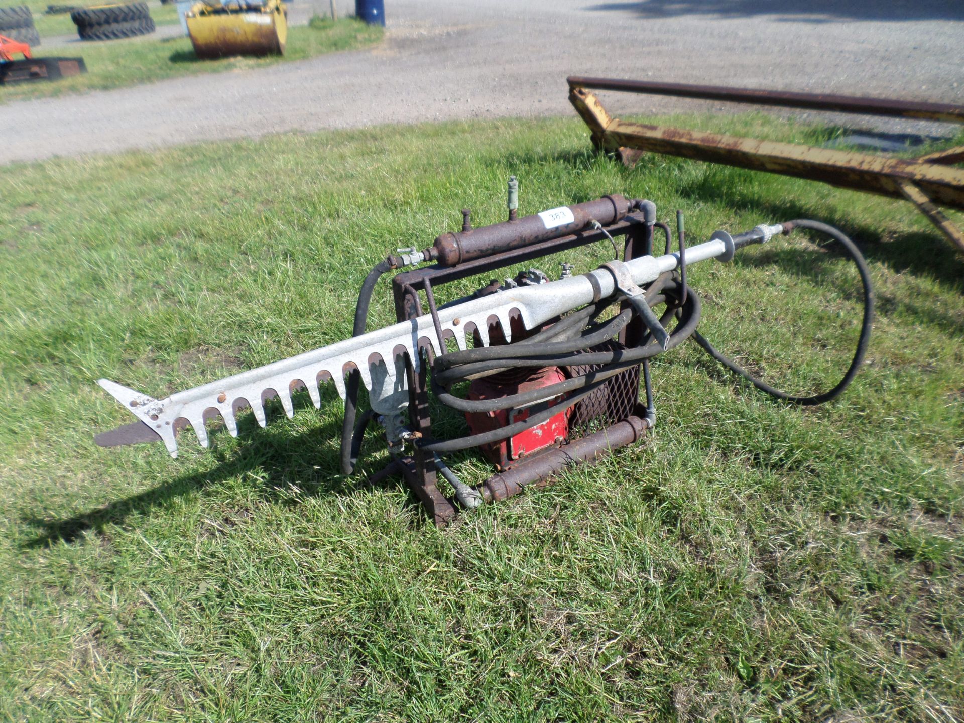 Hedge cutter & compressor