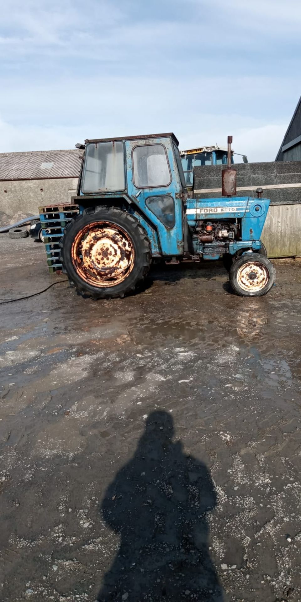 Ford 4600 tractor, Lambourne cab, non runner JBS 319S