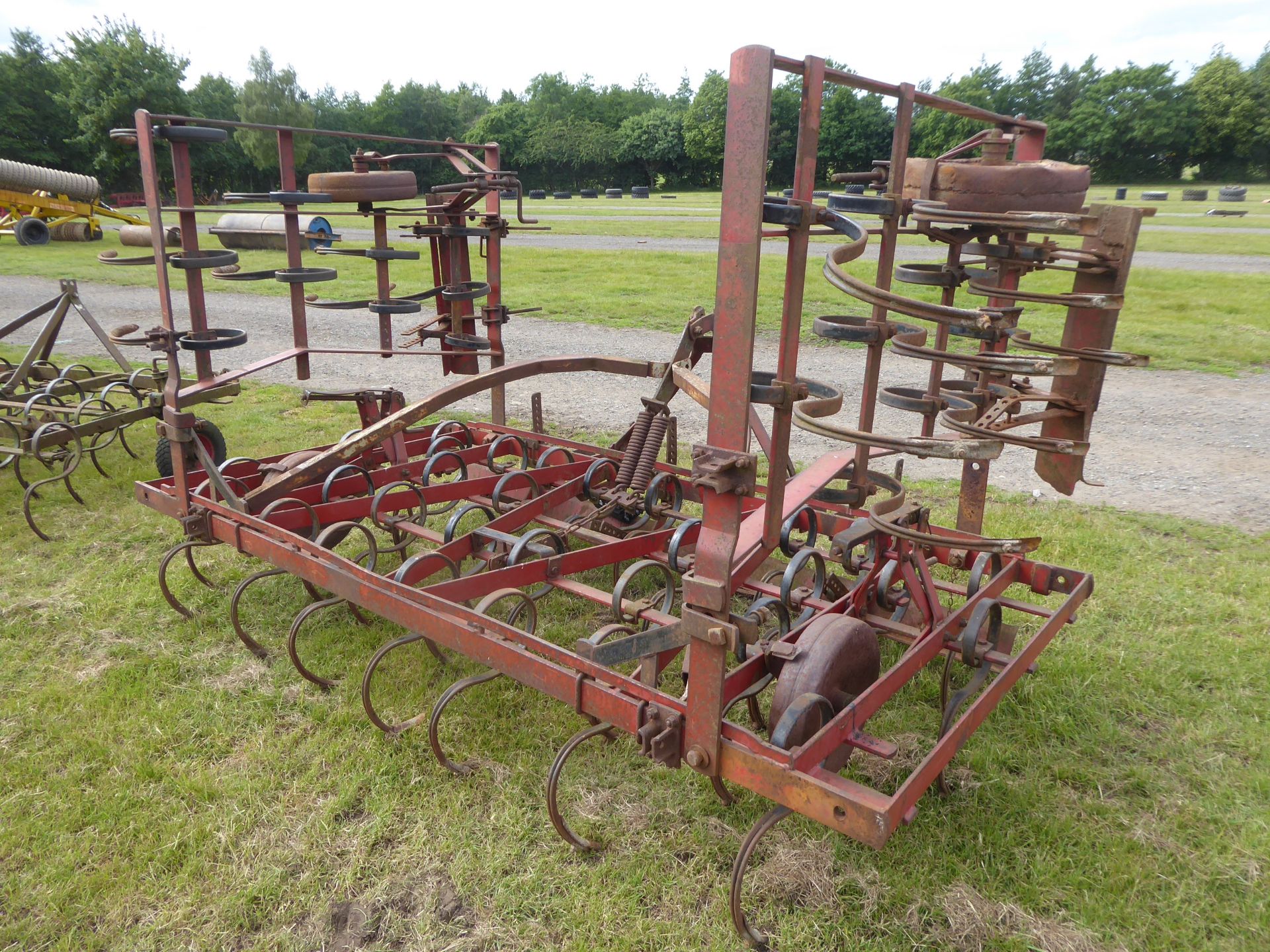 Triple k cultivator c/w spare points - Image 2 of 2