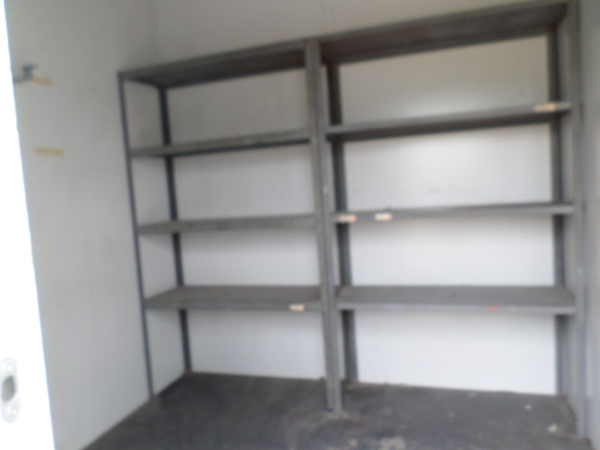 8'x8' secure steel unit - Image 3 of 3