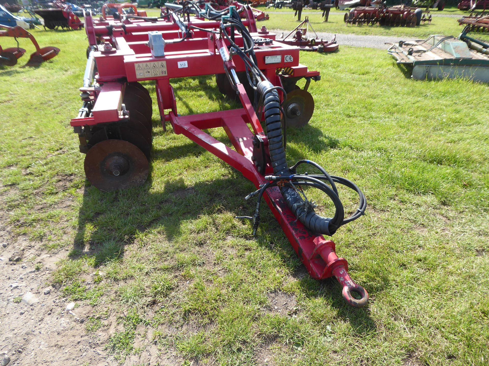 Massano heavy duty 4m folding disc harrow with 34 discs. Barn stored, excellent condition, very - Image 6 of 9