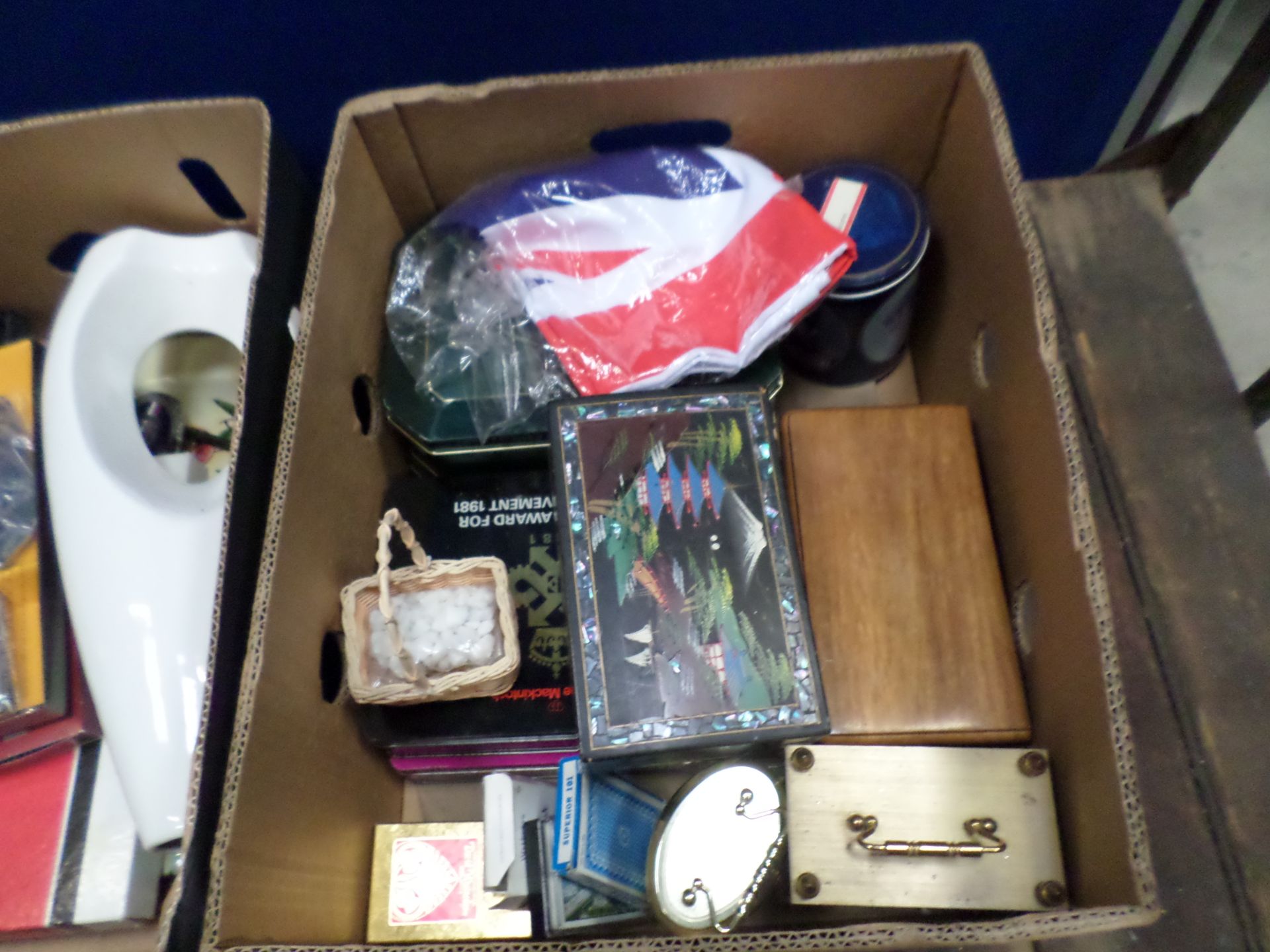 2 boxes of bric a brac - Image 2 of 2
