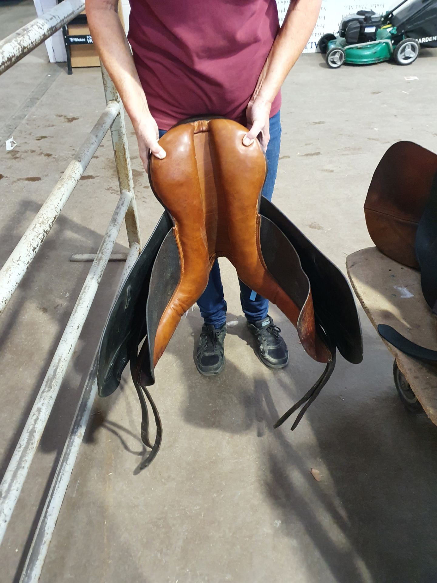 17" Kiln dressage saddle - Image 2 of 3