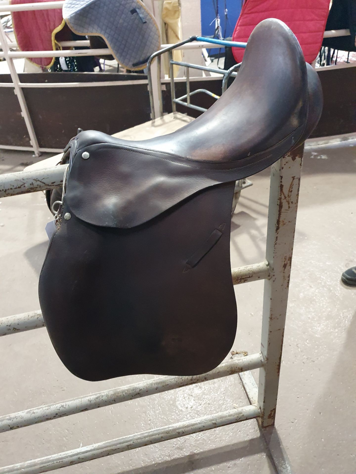 16" breaking saddle - Image 3 of 3