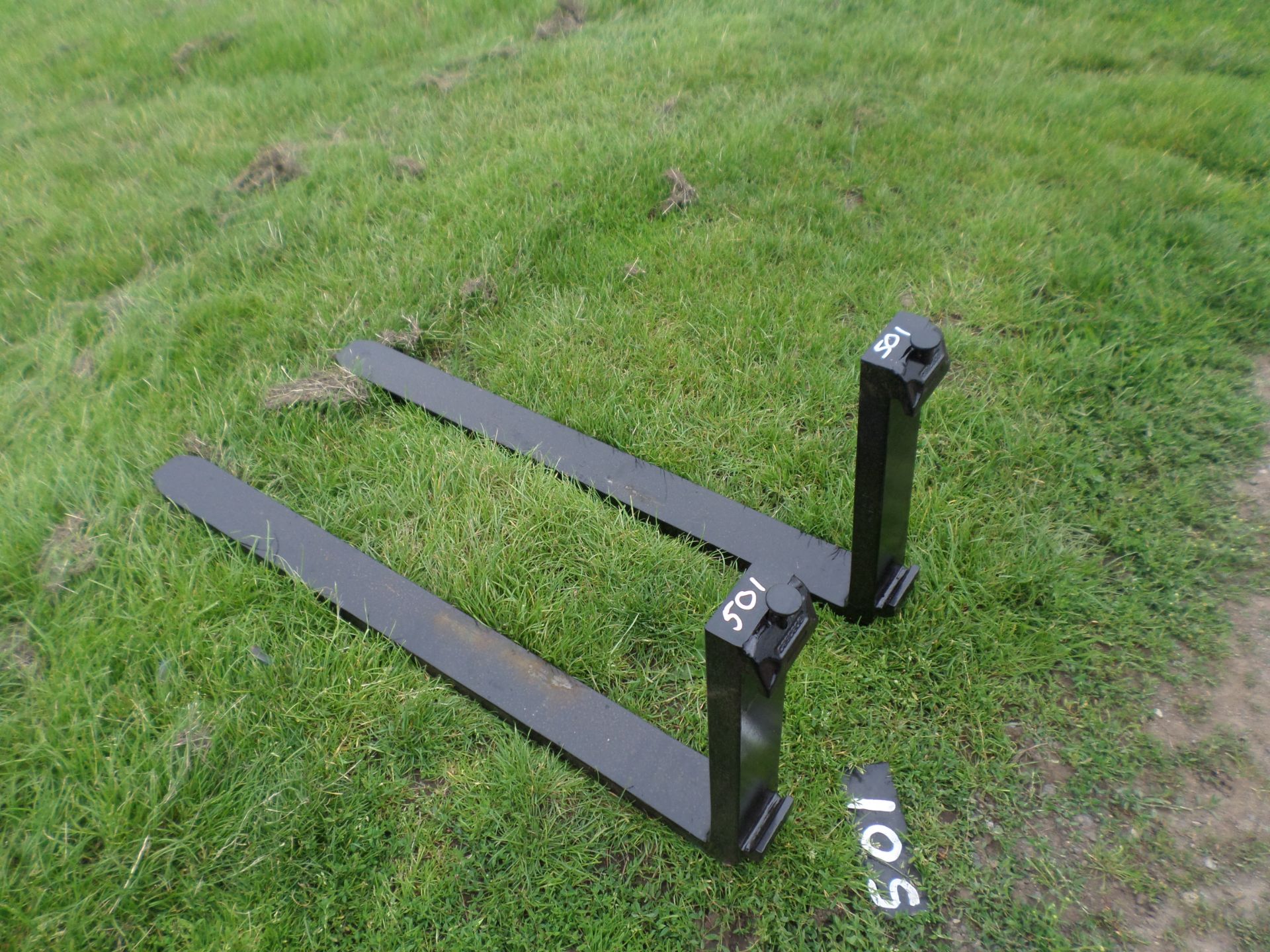 Pair of forklift tines