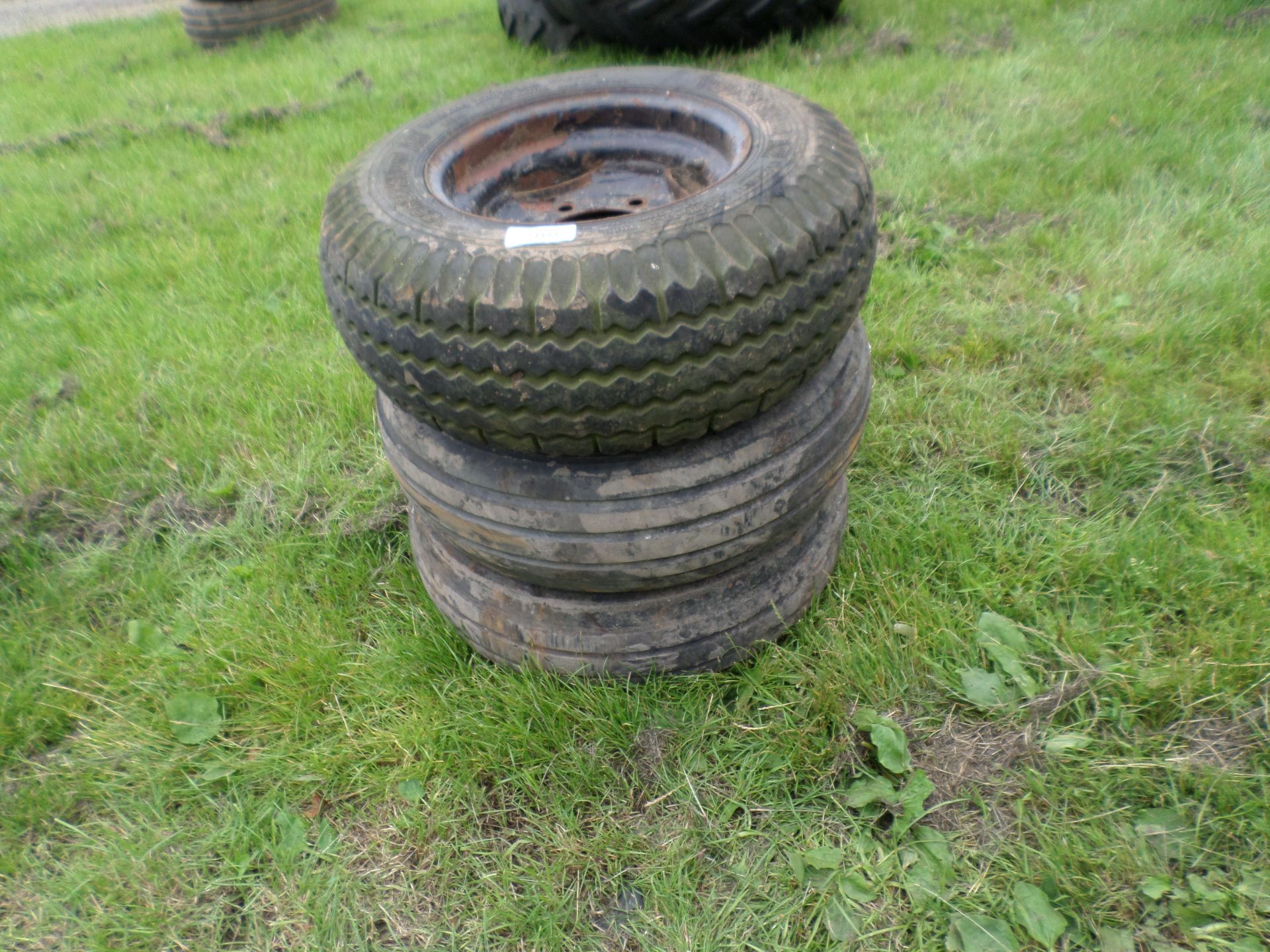Wheels/tyres