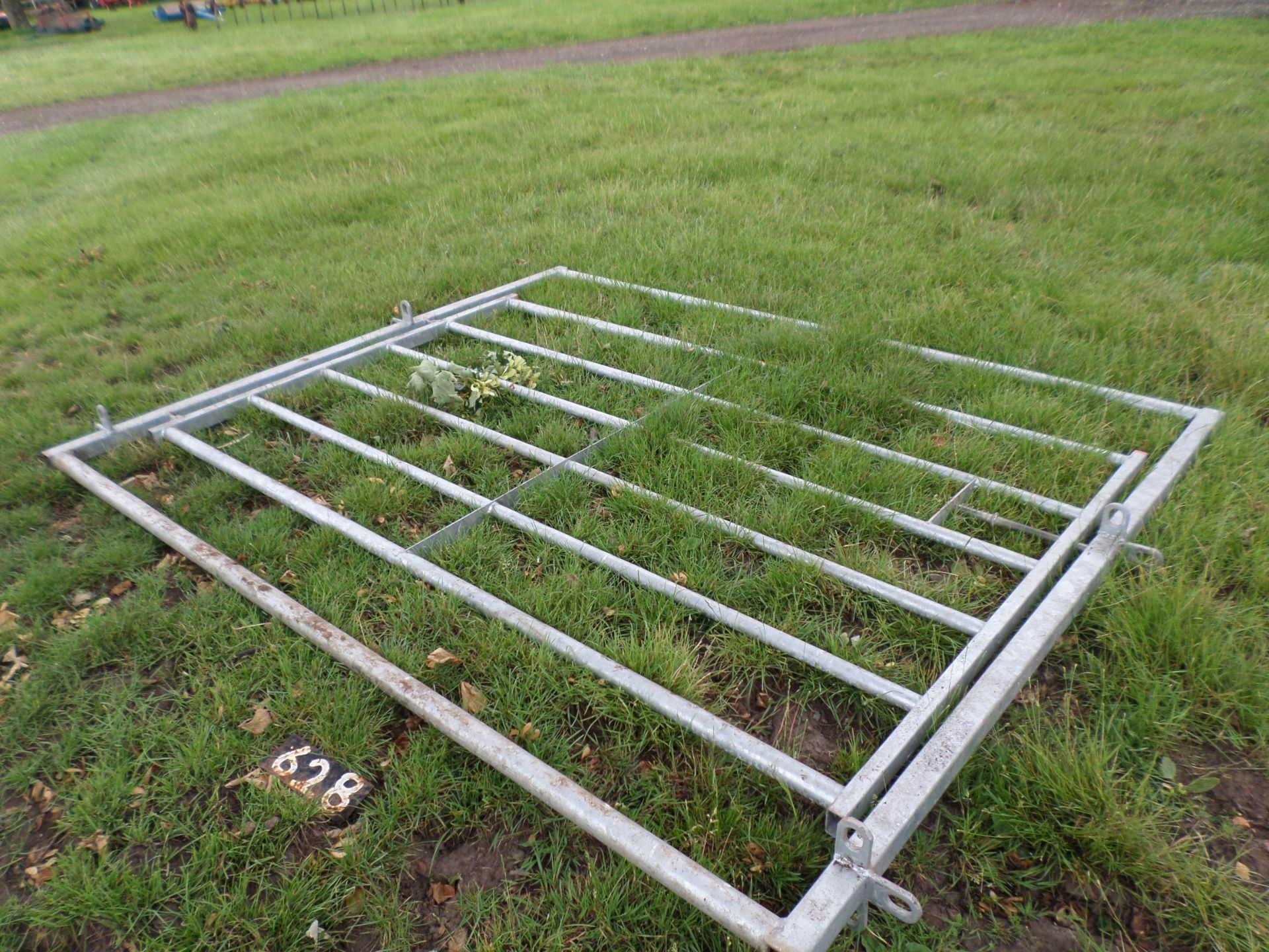 Ritchie 6-rail cattle gate built into hurdle frame