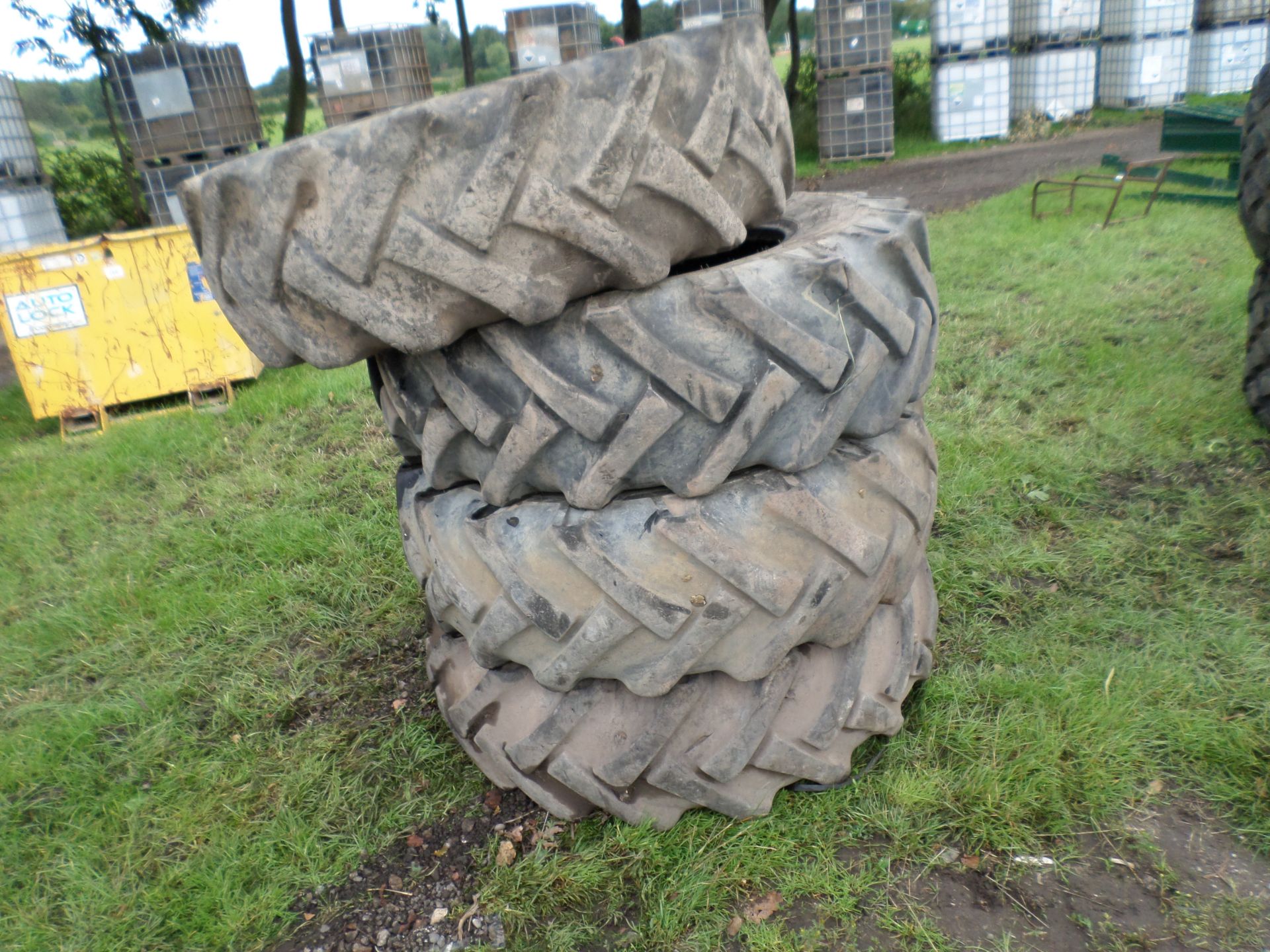 4 tyres 15.5/80/24