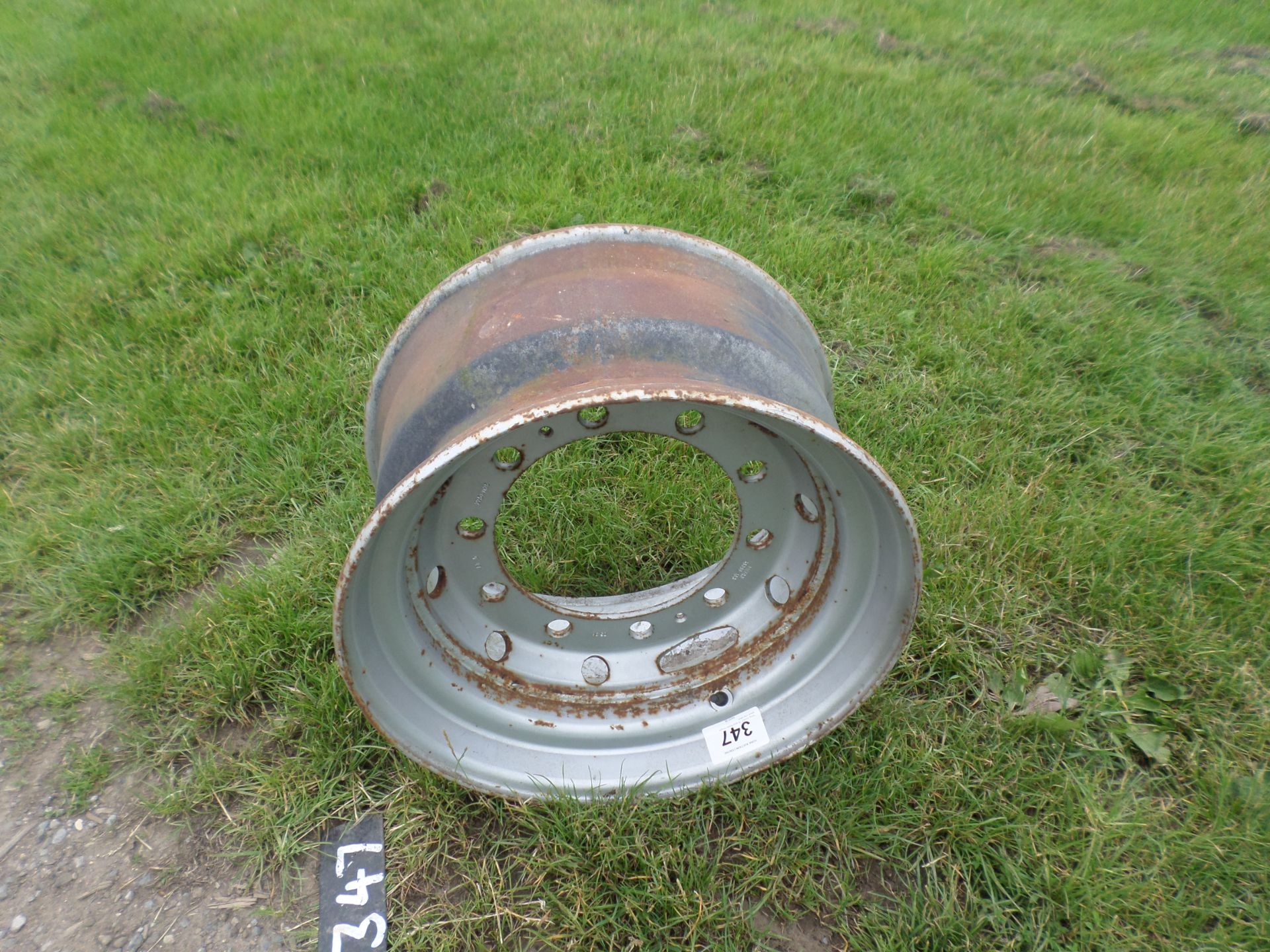 "shop soiled" 10 stud Super single wheel c/w valve NO VAT