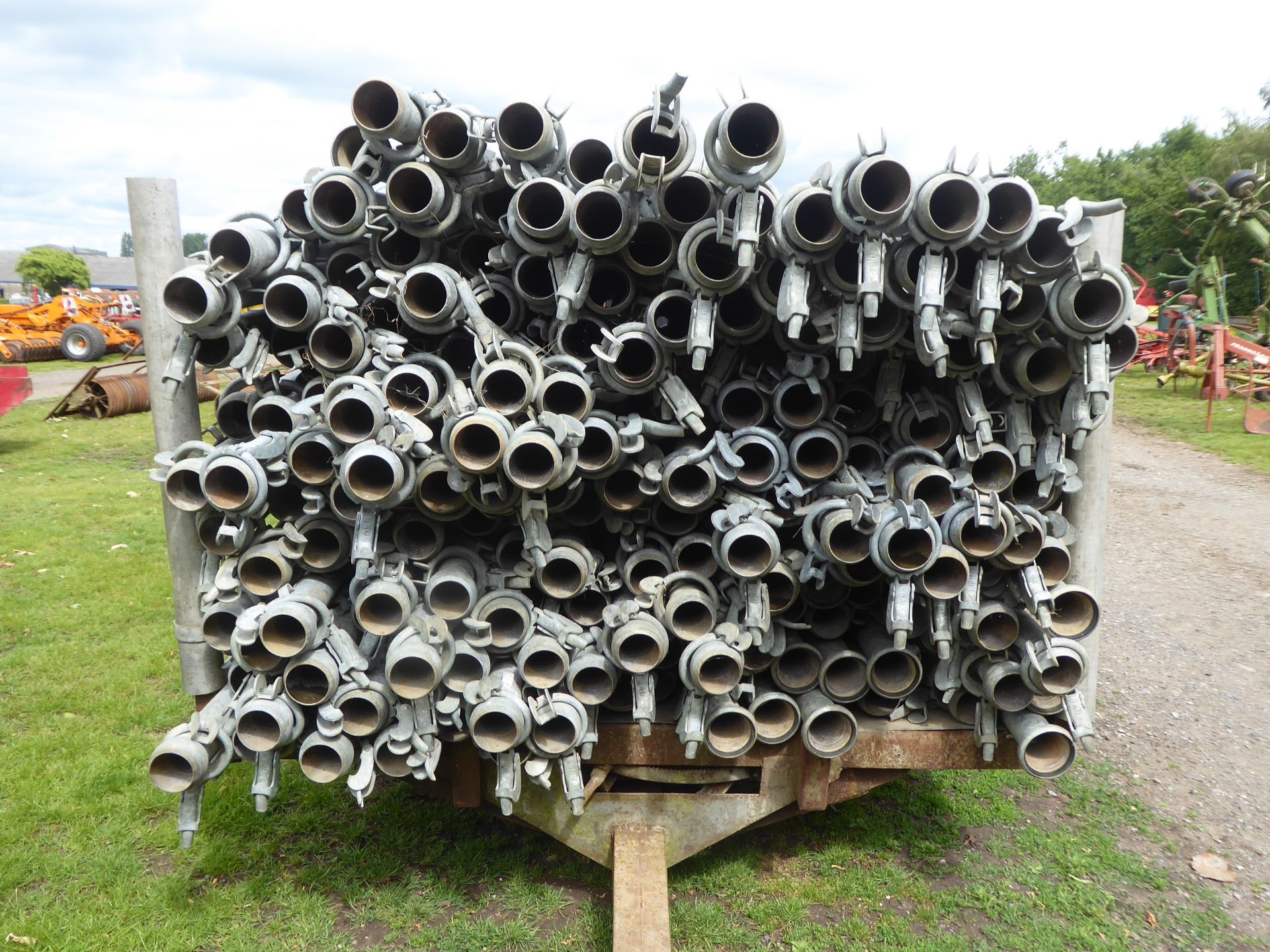 25 Bauer 6 mtr irrigation pipes - Image 3 of 3