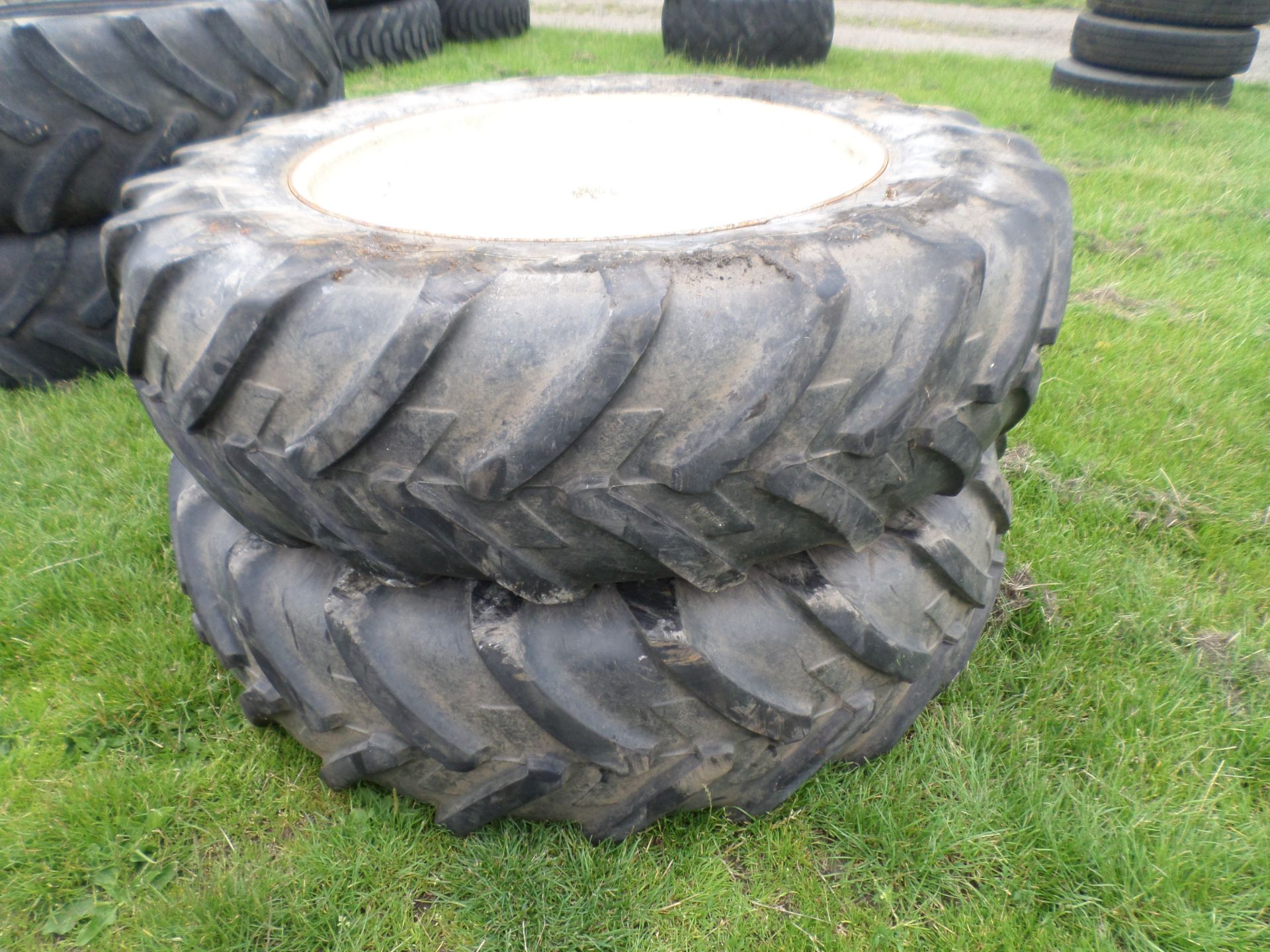 Pair of Mitchelin 420/85/38 rims & tyres