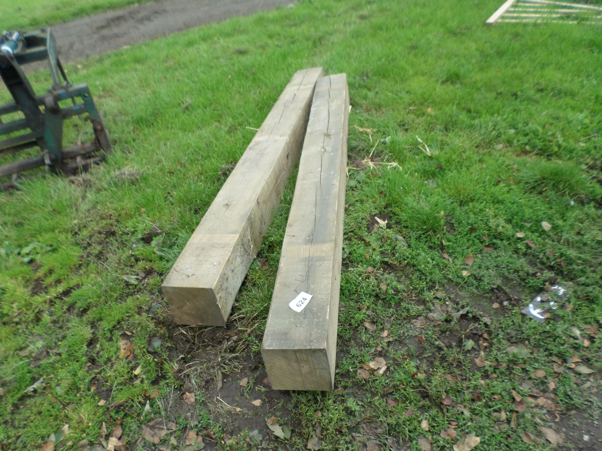2 x 200mmx200mm tanalised wooden gate posts