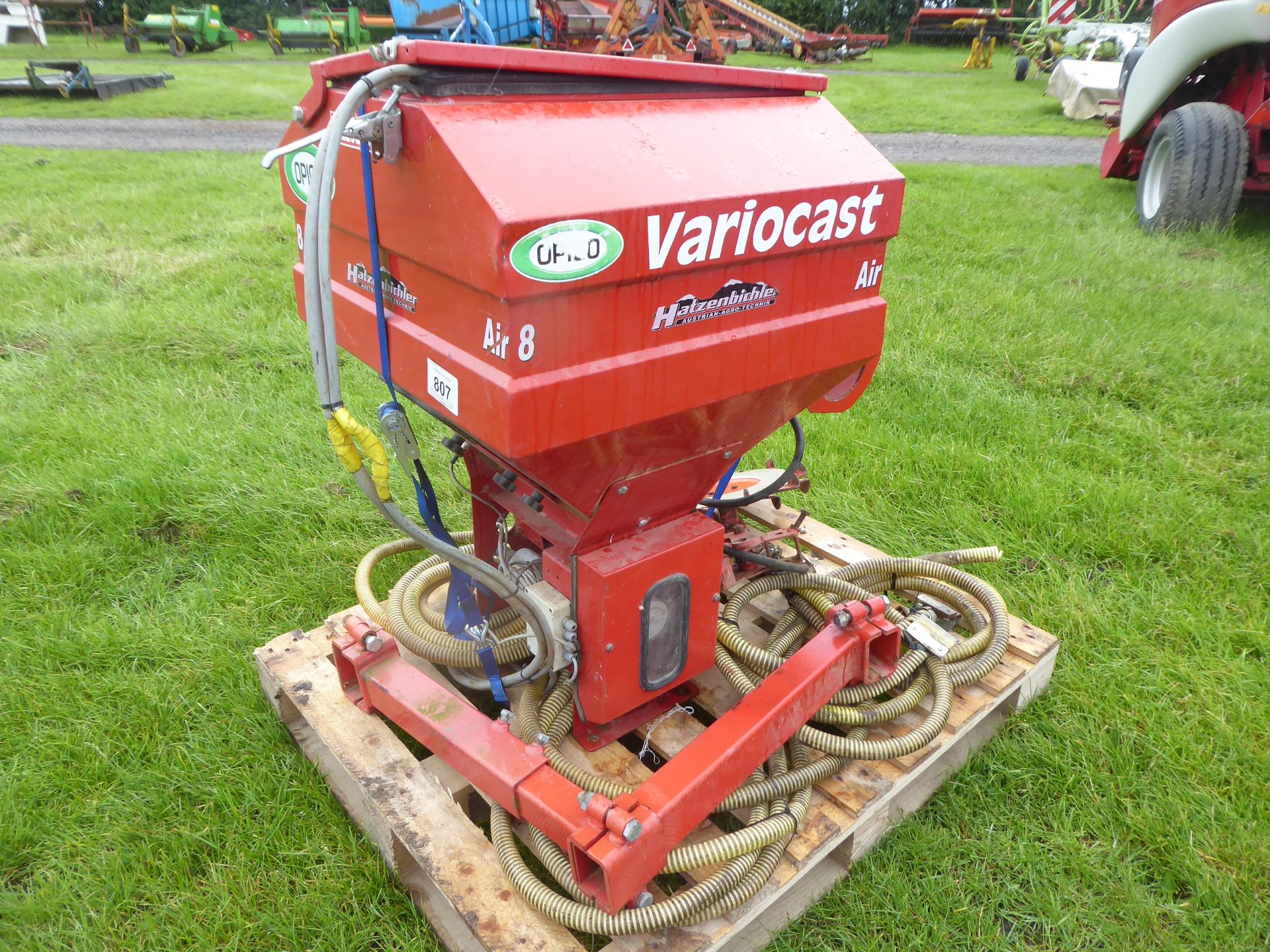 Opico Variocast air 8 seeder, 2009 control box and rape seed flute, GWO