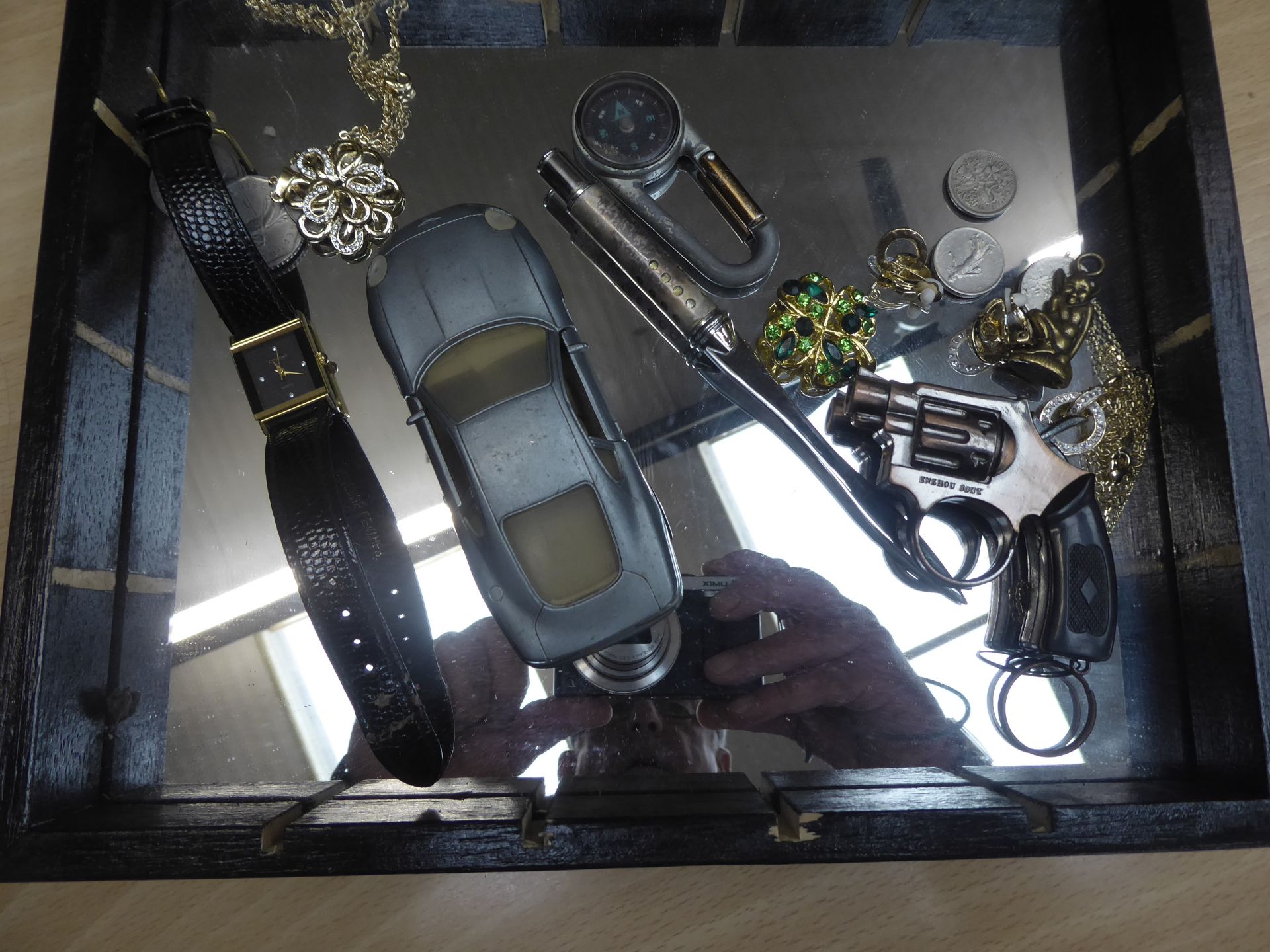 Jewellery display case and contents