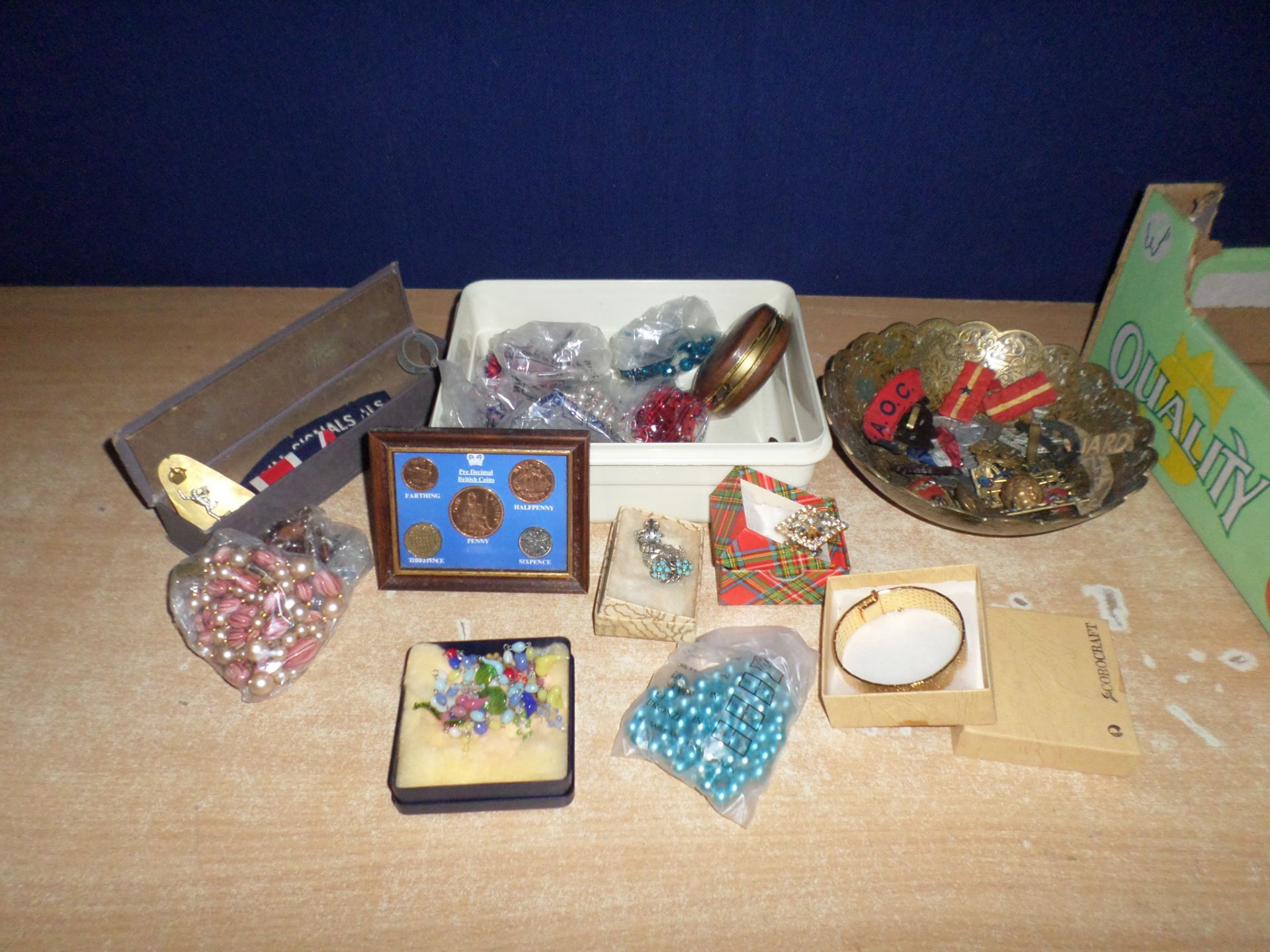 Box of costume jewellery