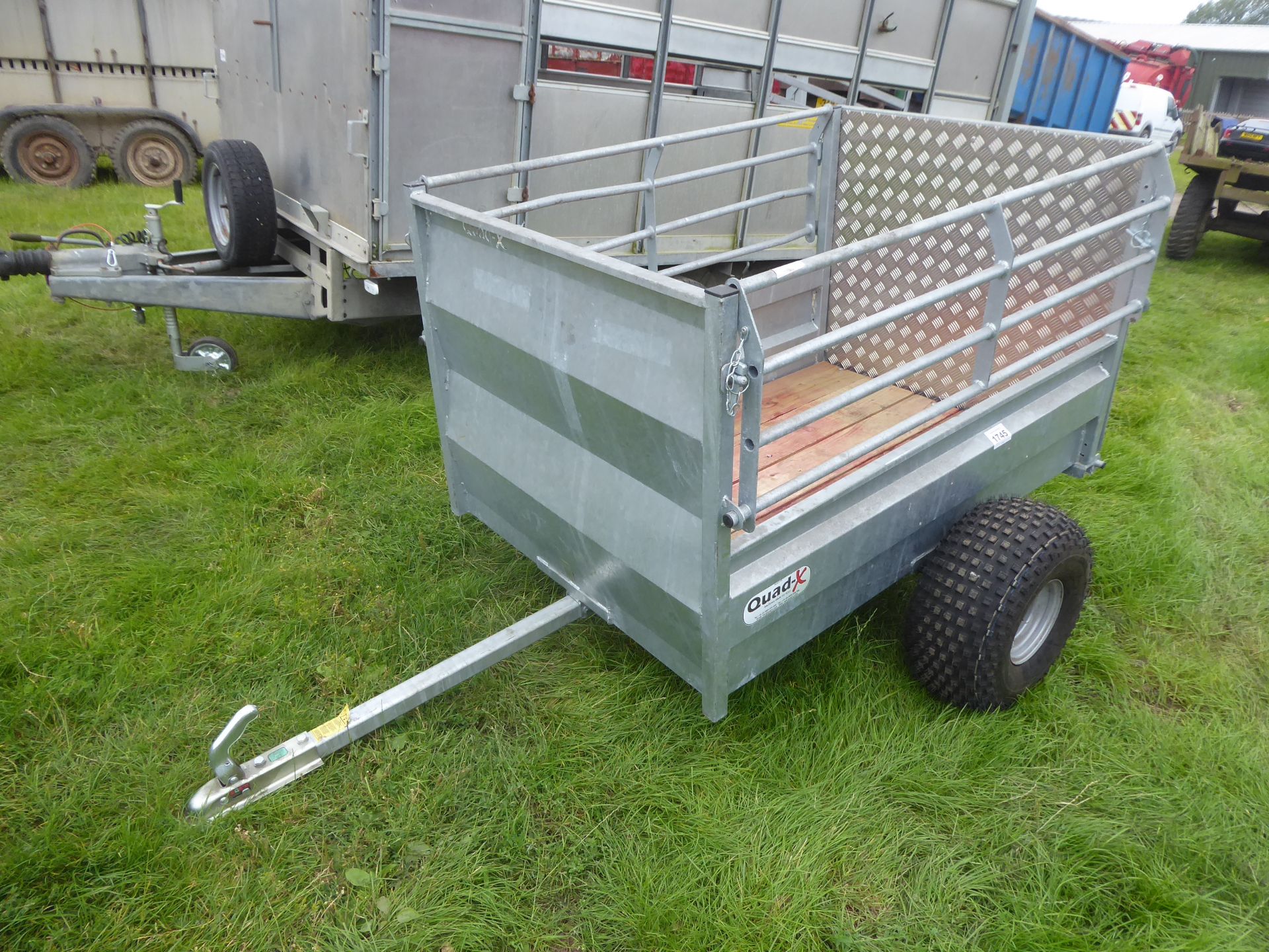 Quad-X sheep trailer 4x3 with folding sides, new