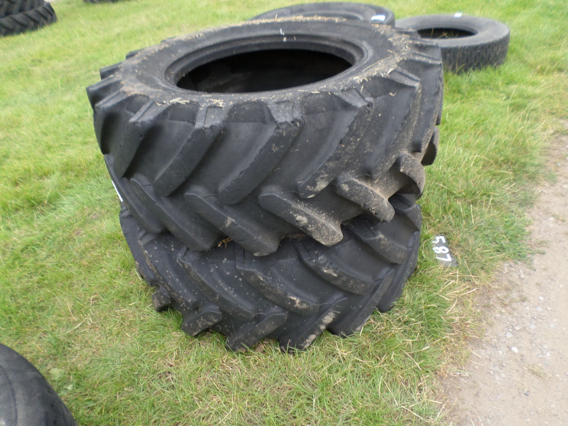 Pair of 17.5 x 24 JCB teleporter tyres