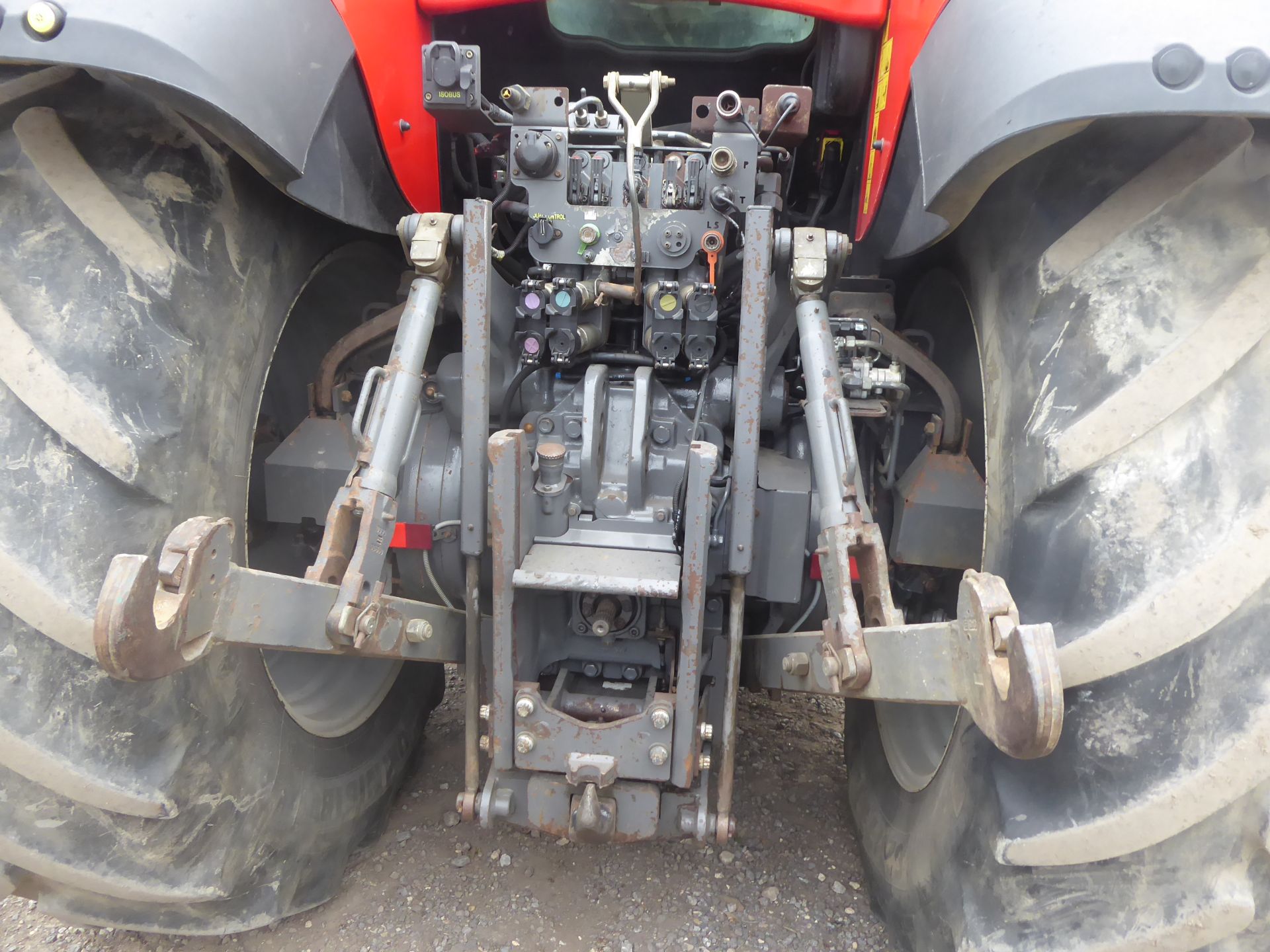 Massey Ferguson 7620 Exclusive 4wd tractor c/w VT gearbox, 150ltr/min hydraulic pump, 4T front - Image 4 of 5