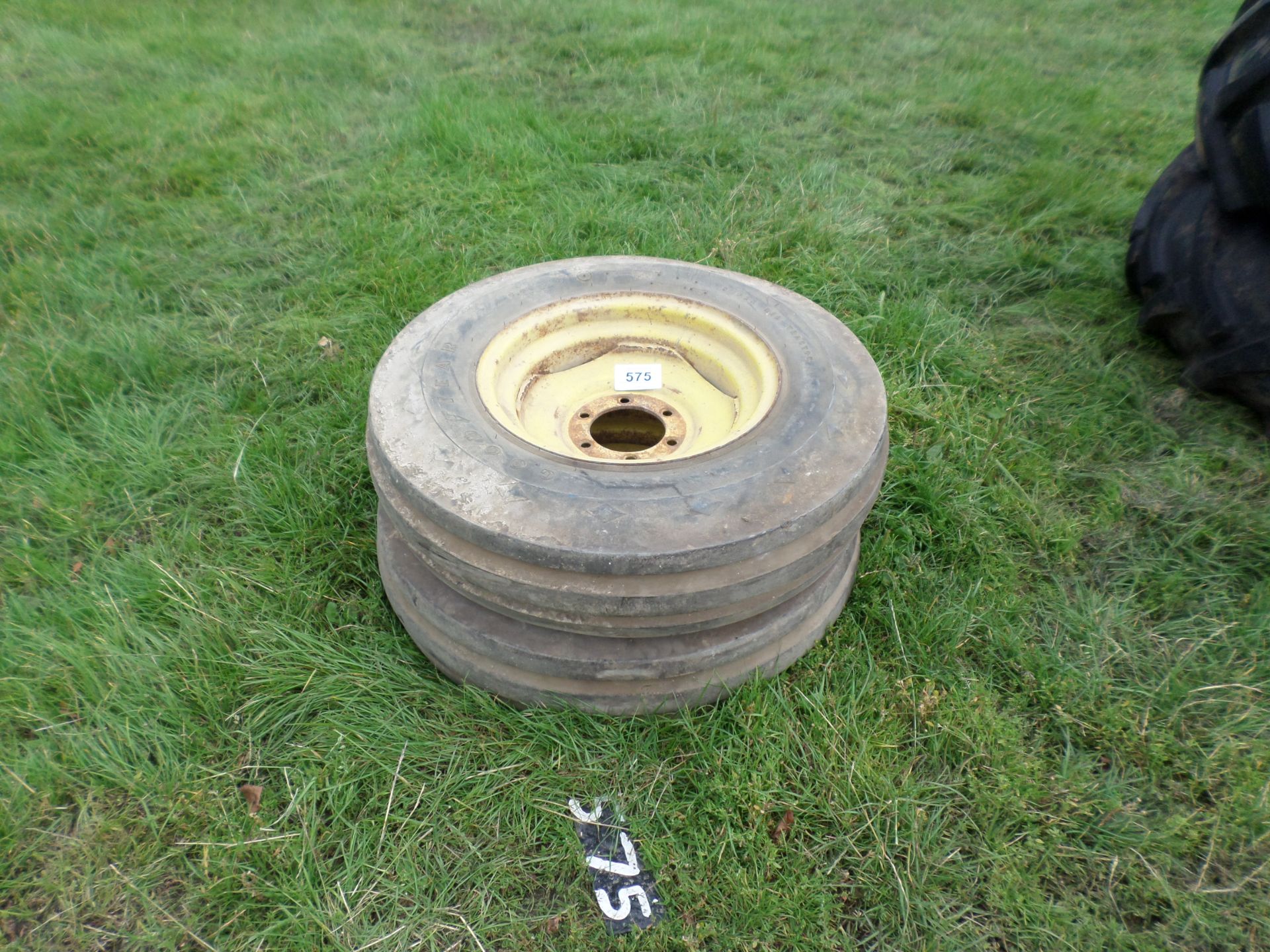 2 tractor front wheels/tyres 750/16