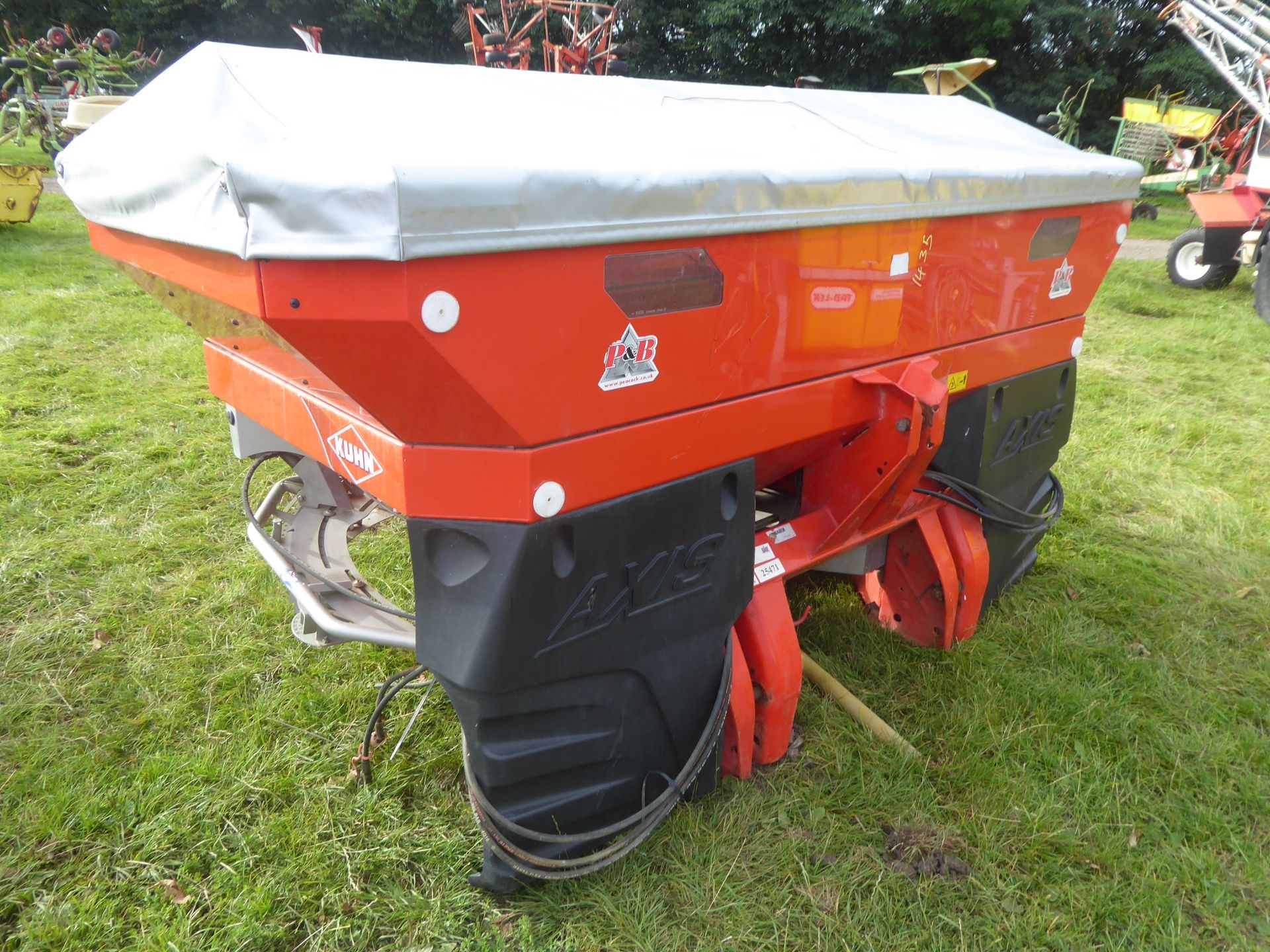 Kuhn Axis 20.1 12-18m spreader hardcoated discs, 2011, GWO