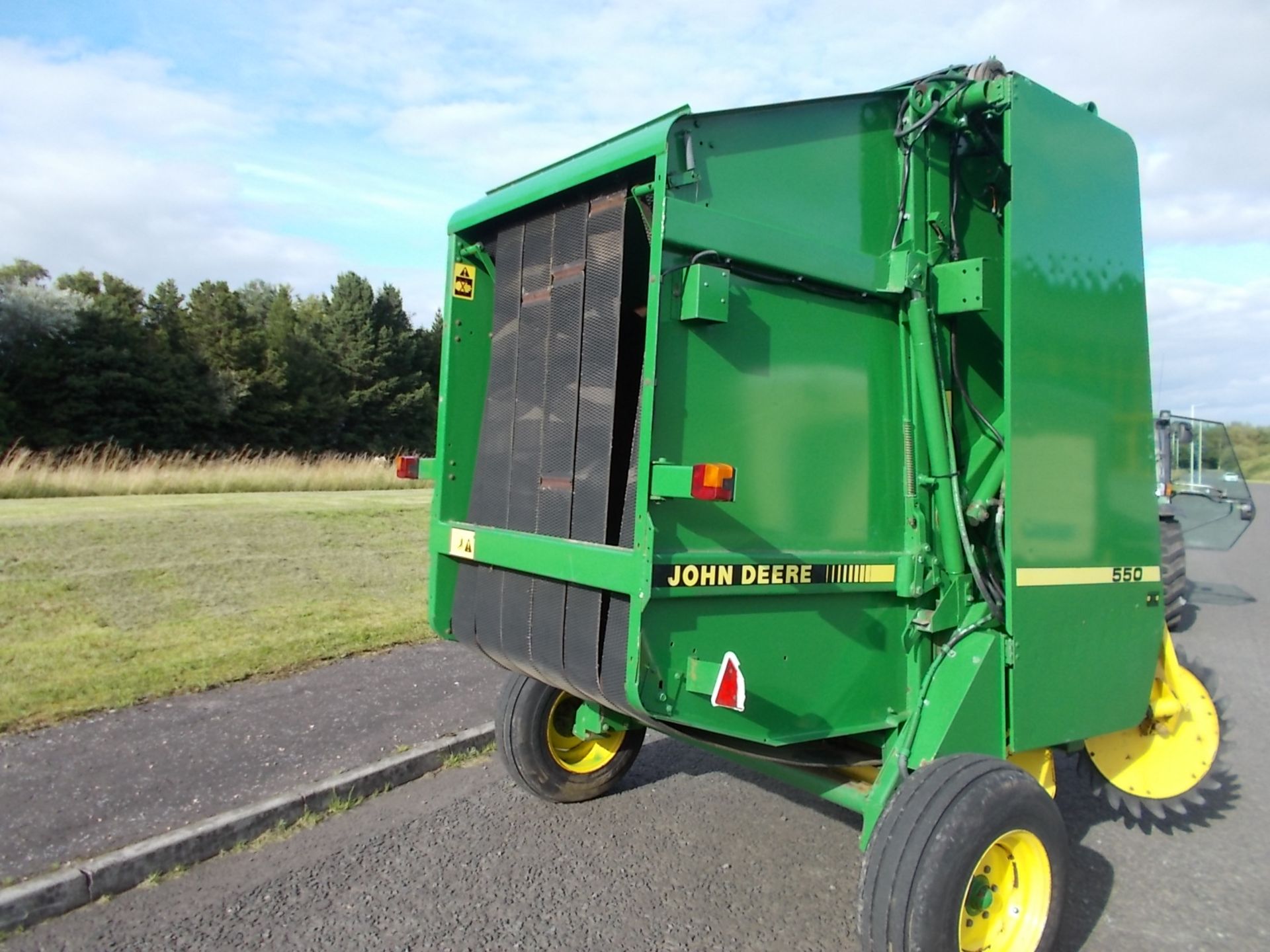 John Deere 550 baler NOT ON SITE - Image 3 of 9