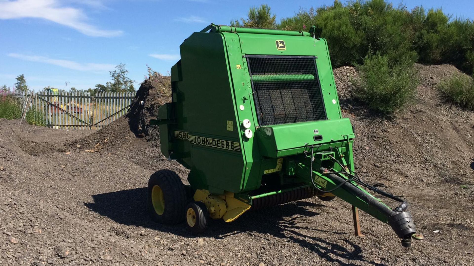 John Deere 580 baler NOT ON SITE - Image 2 of 5