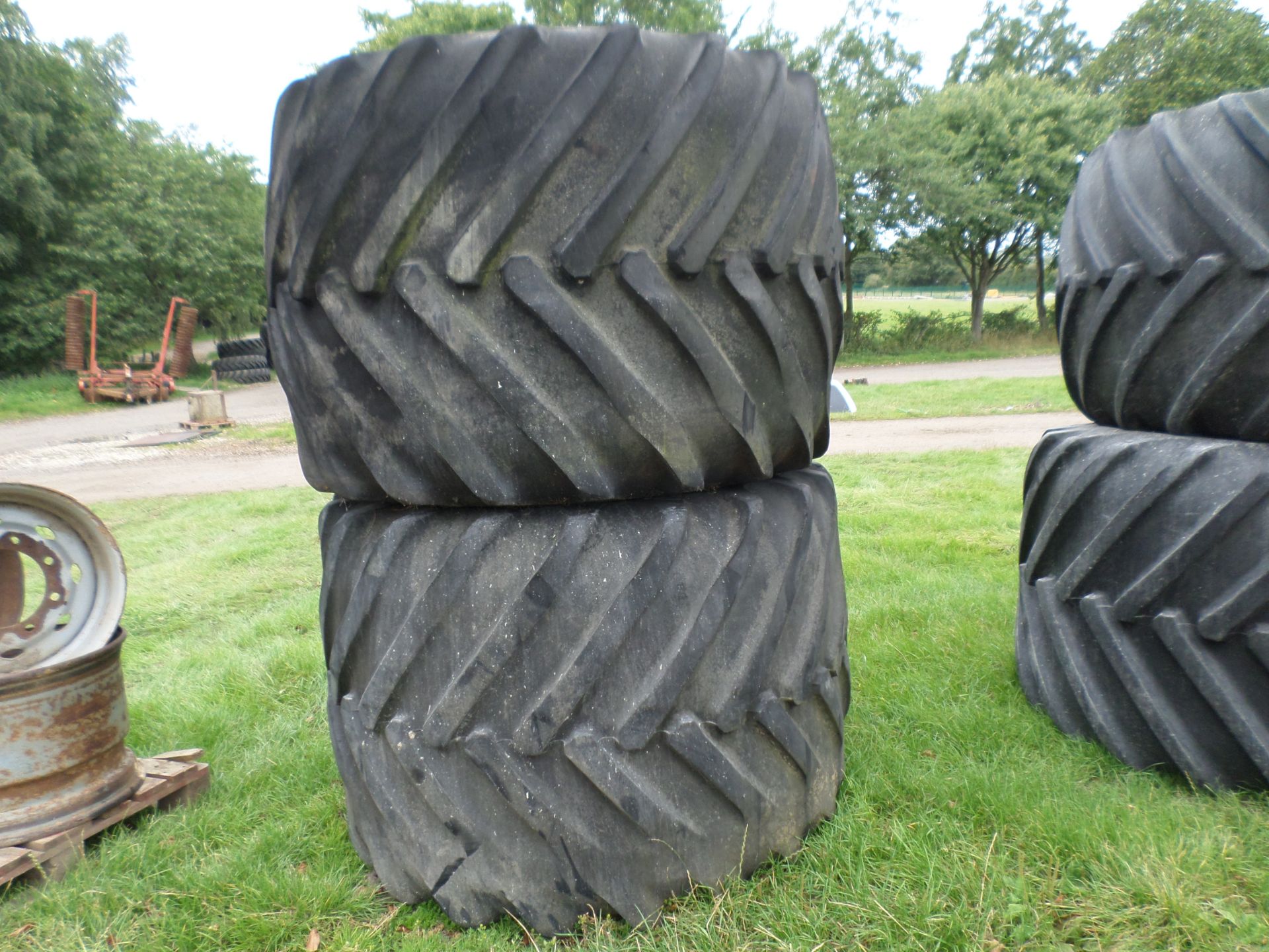 Pair of tractor terra tyres and rims