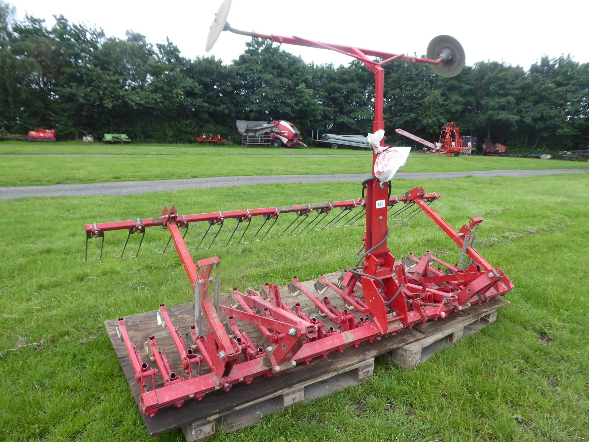 Accord 3m drill, Suffolk coulter unit c/w tramline markers