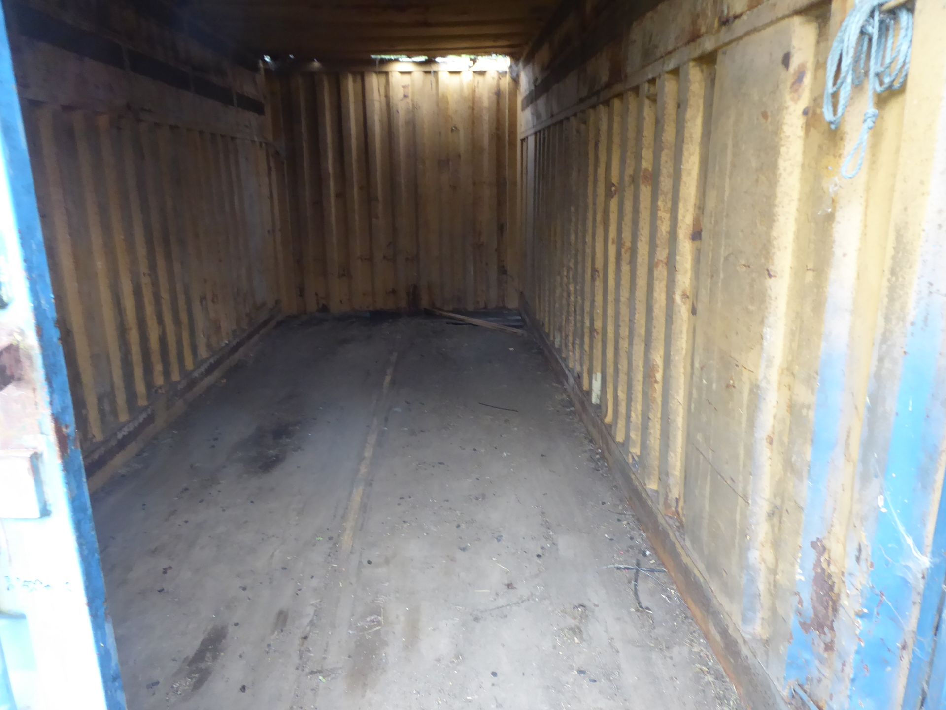 20ft metal container - Image 2 of 3
