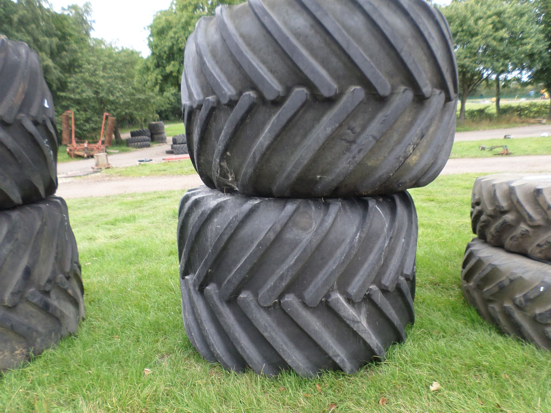 Pair of tractor terra tyres and rims