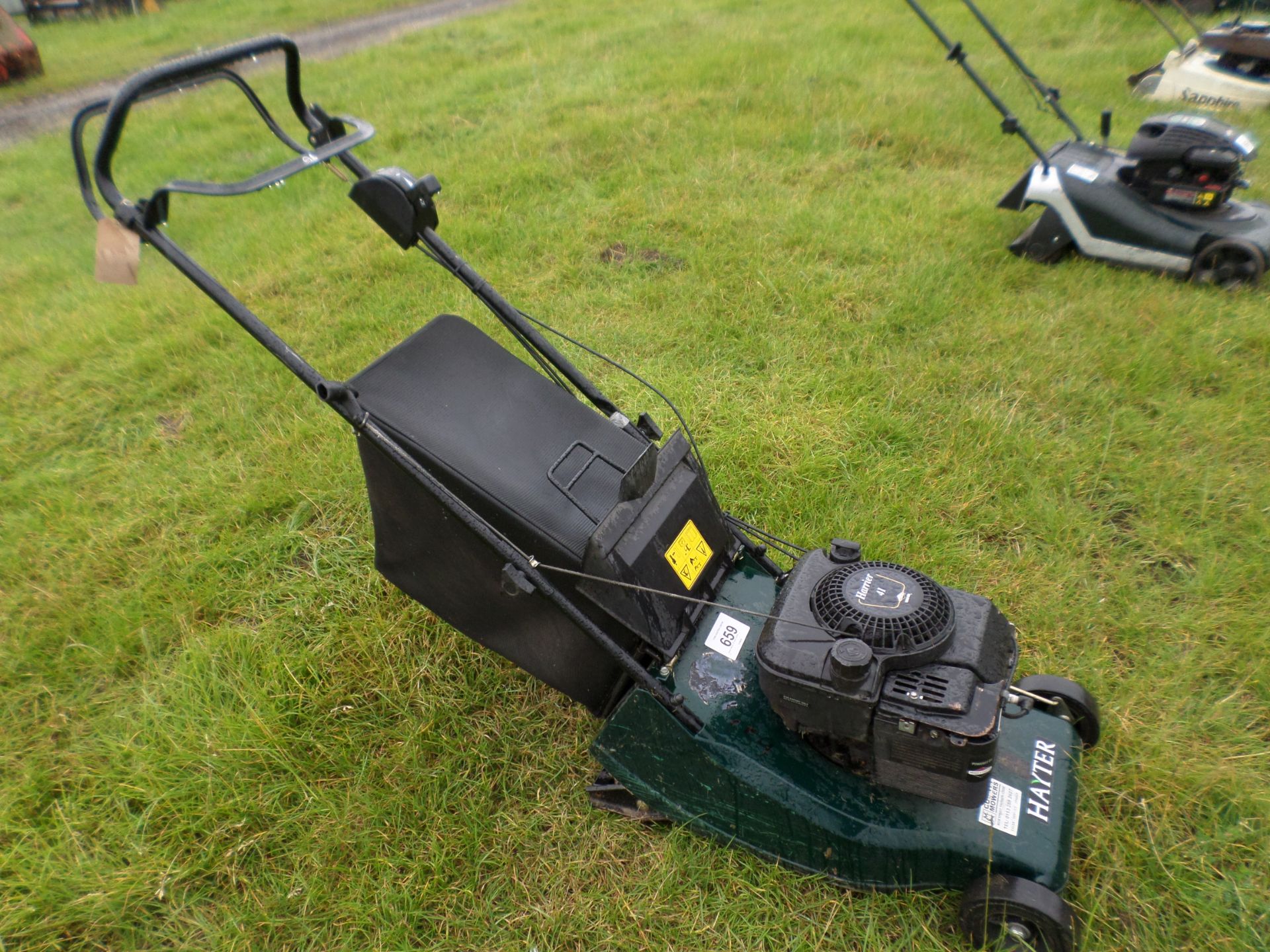 Hayter Harrier 41 push mower