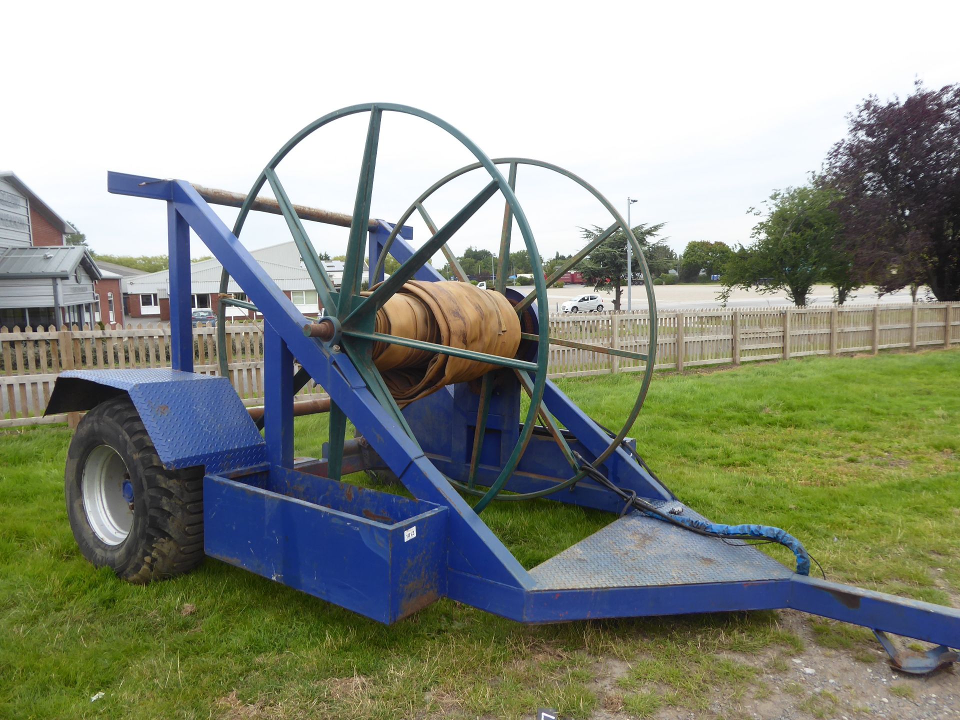 Alligator trailed 2500m slurry reeler c/w random wrap spool, extra heavy duty drive motor, on 500/