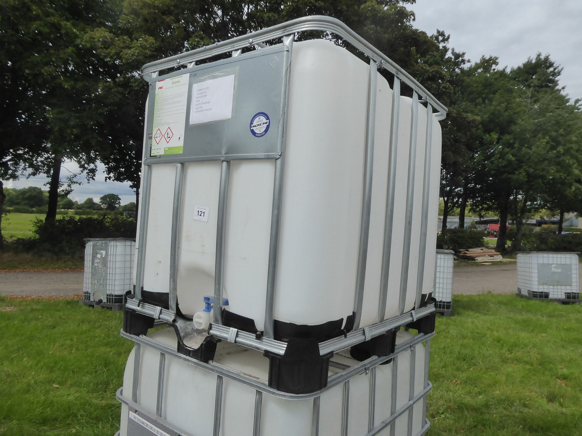 2 x 1000ltr IBCs - Image 2 of 2