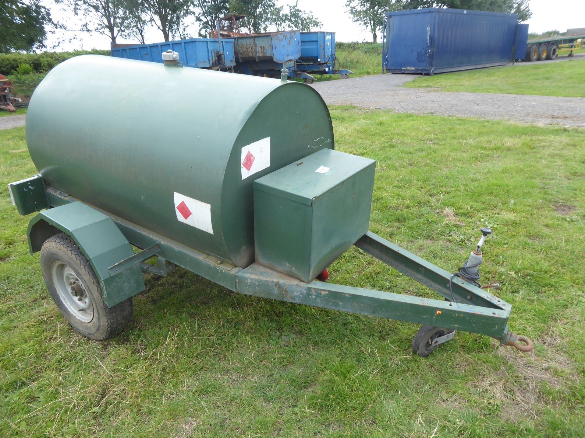 Fuel bowser, no pump, 800ltr capacity