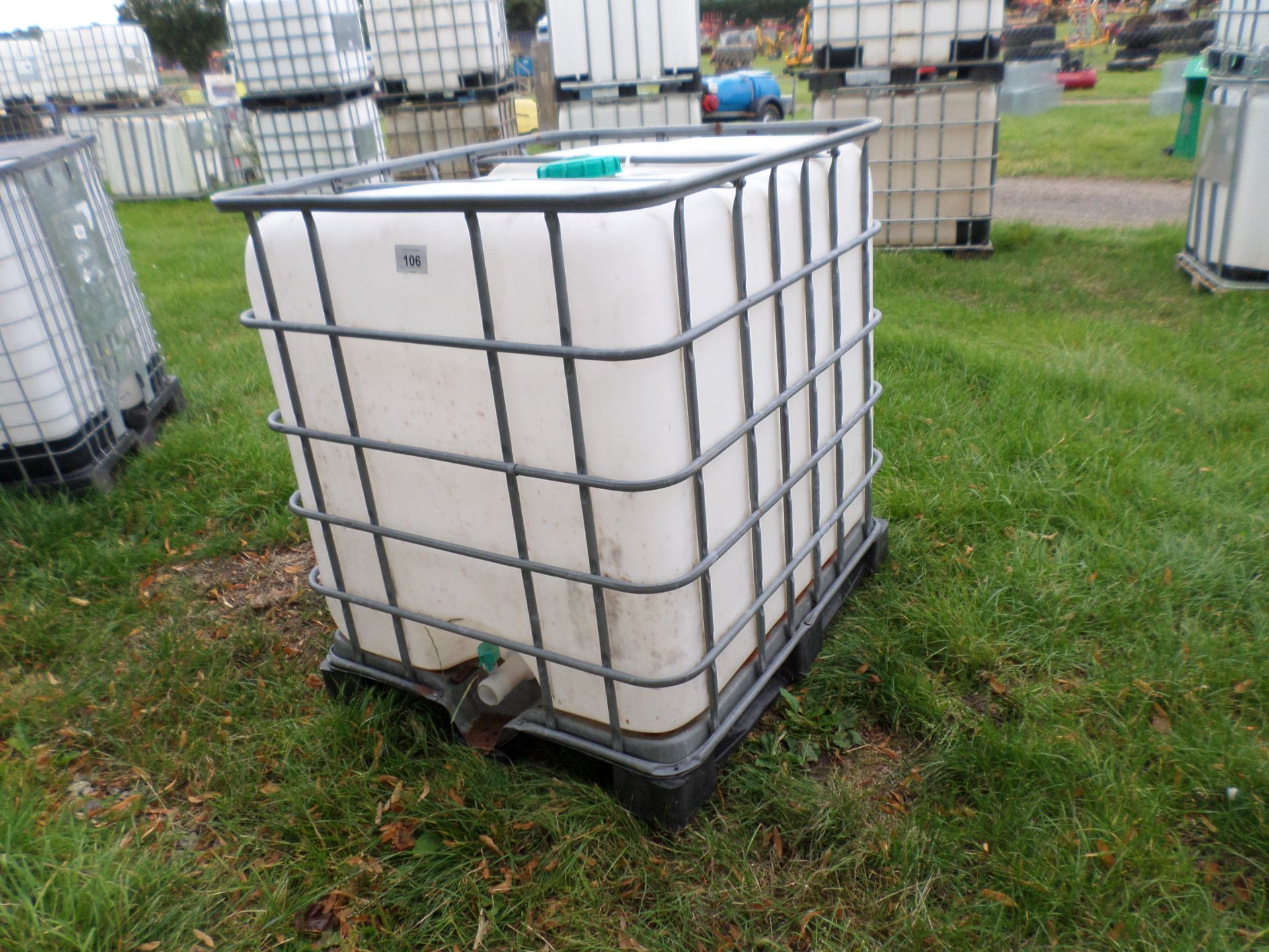 1000ltr IBC used for clean water only