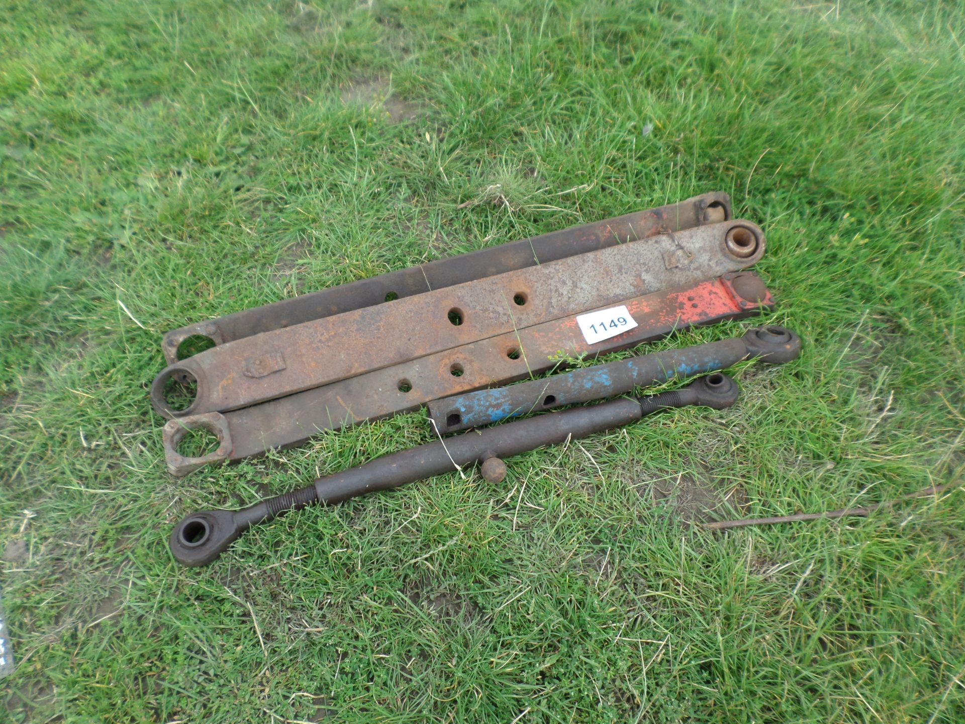 Pair of Nuffield tractor linkage parts NO VAT