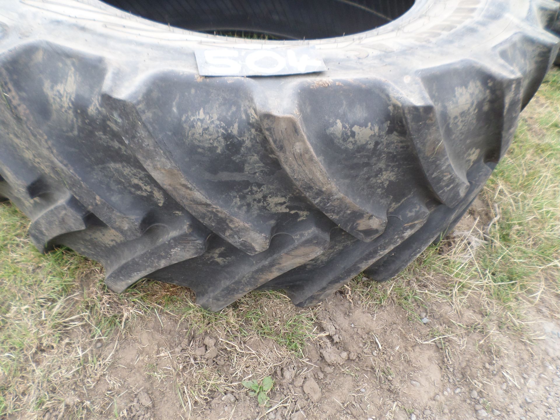 Tractor tyre 600/65/38, gc NO VAT - Image 2 of 2