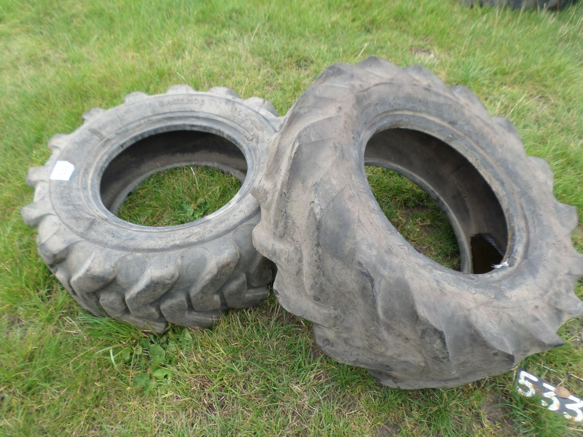 Pair tyres 125/80/18