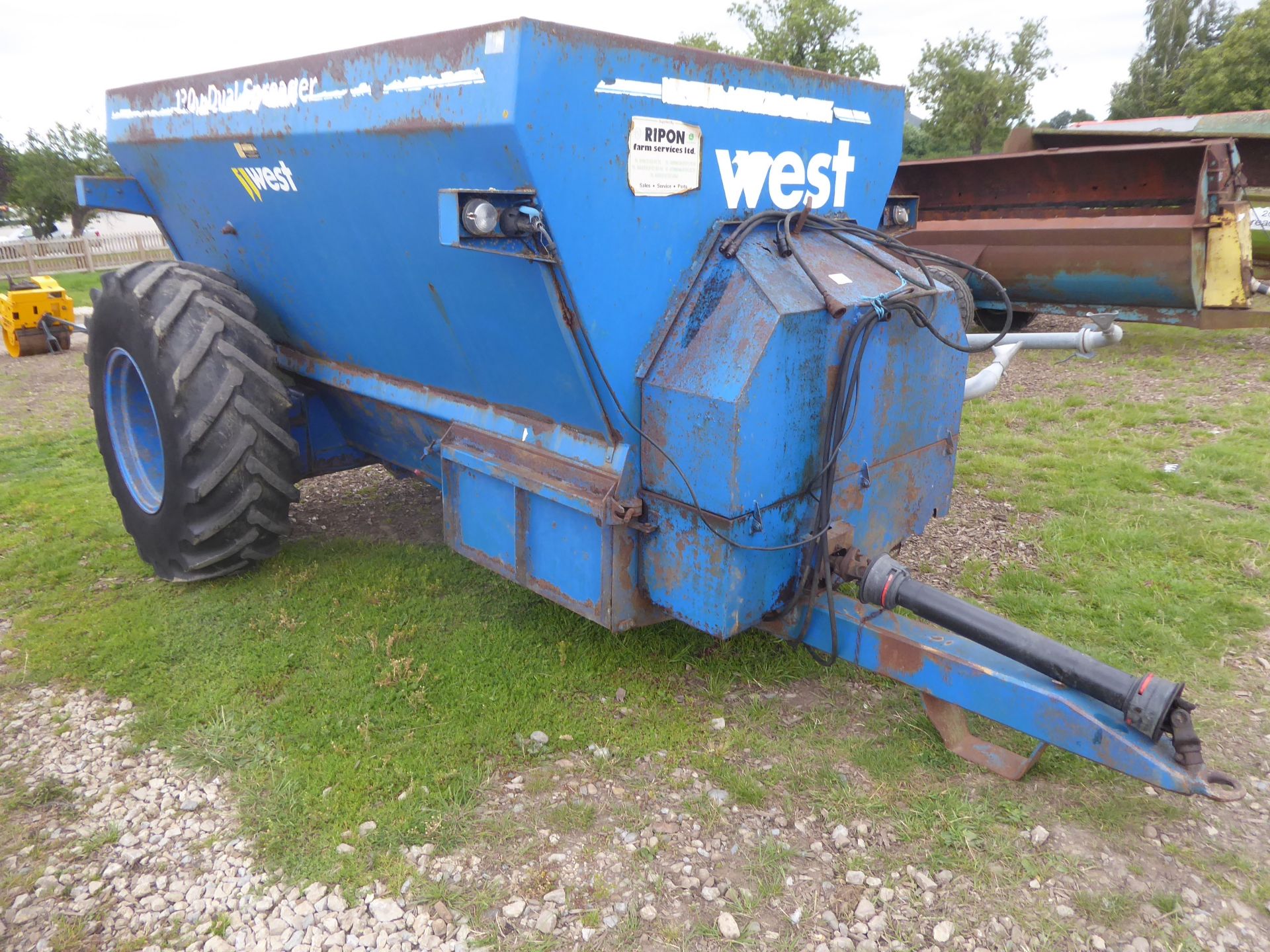 Harry West 1300 dual muck spreader, wo