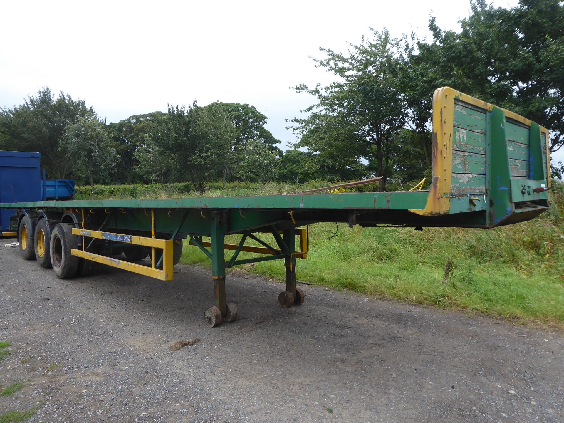 40' Flat artic trailer