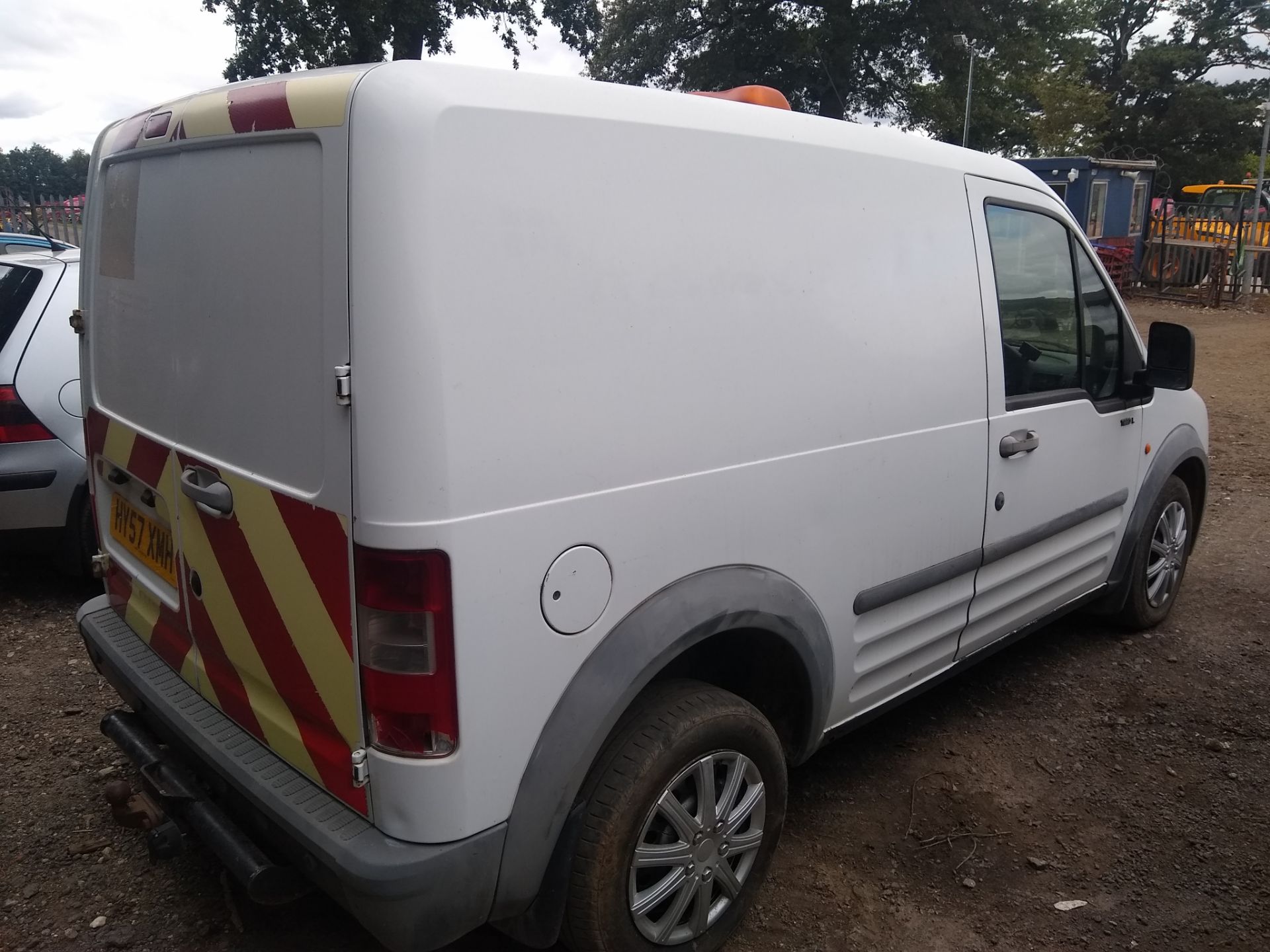 2007 Ford Transit Connect 1.8 Diesel Van, HY57XMH - Image 2 of 8