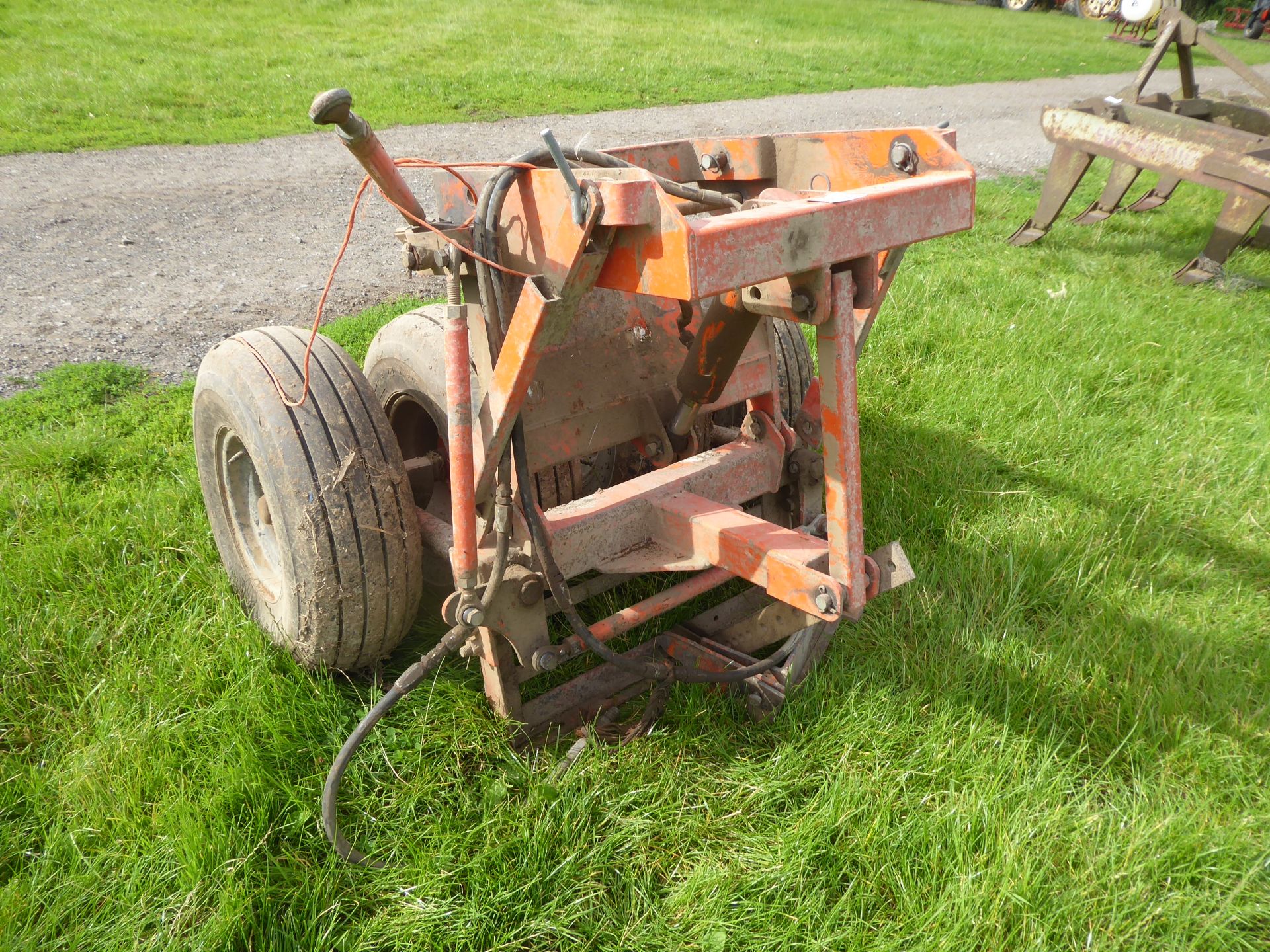 Ritchie front tyre press - Image 2 of 2