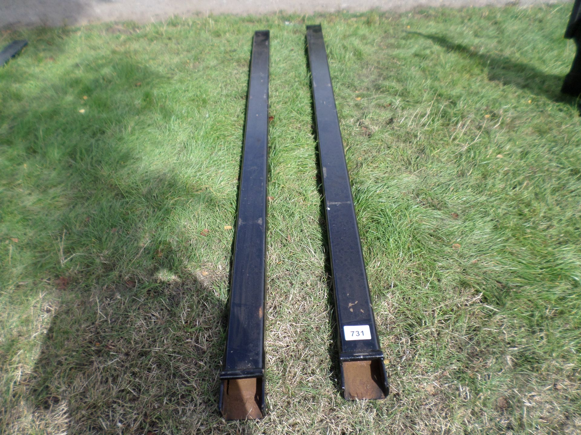 Pair of forklift extensions