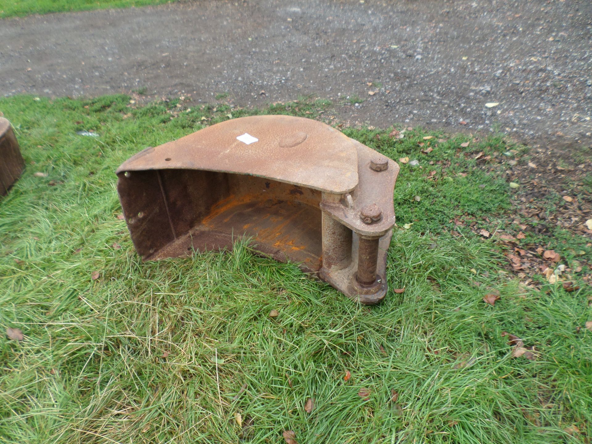 Digger bucket NO VAT - Image 2 of 2