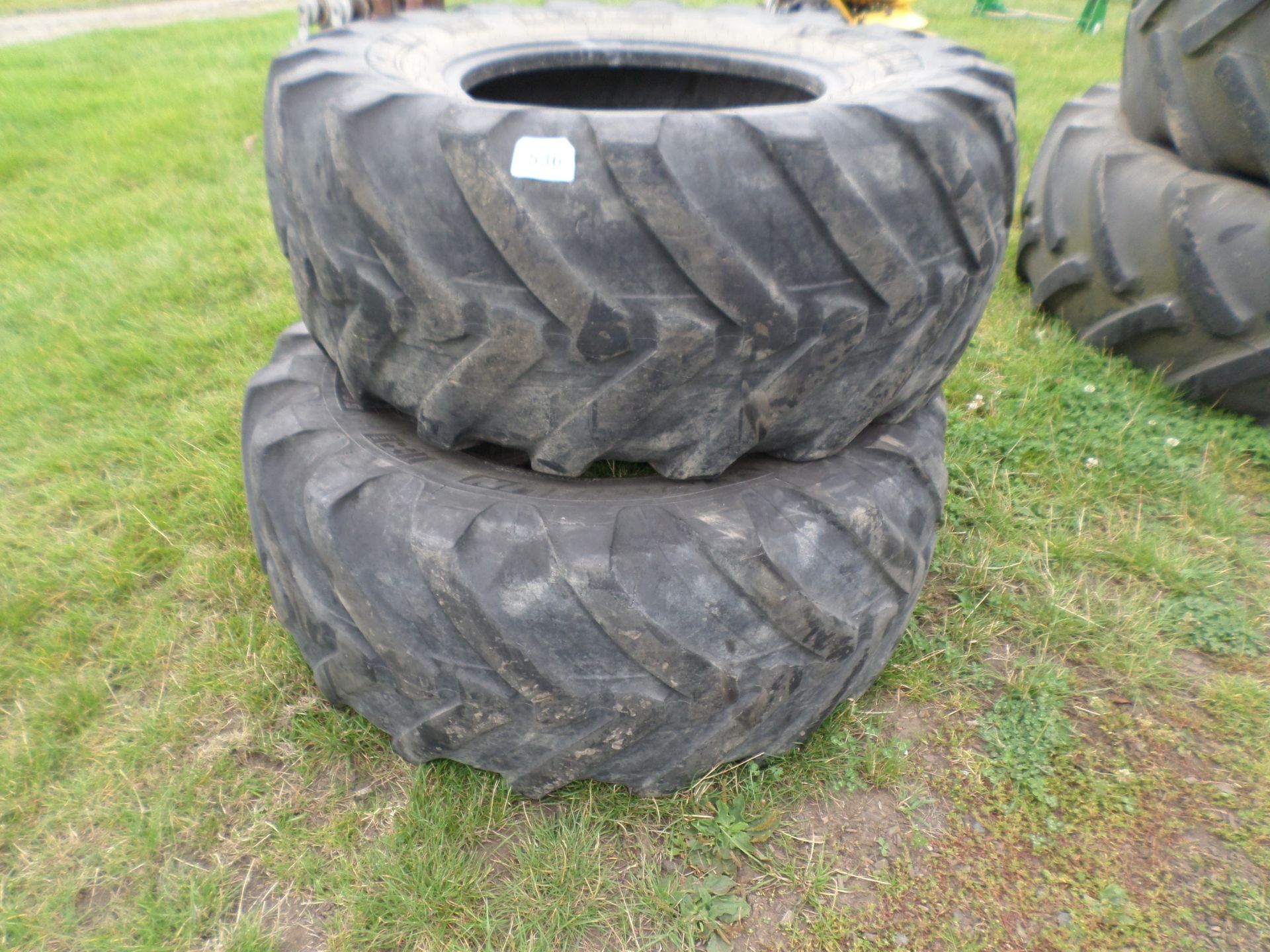 Pair Michelin tyres 500/70/24