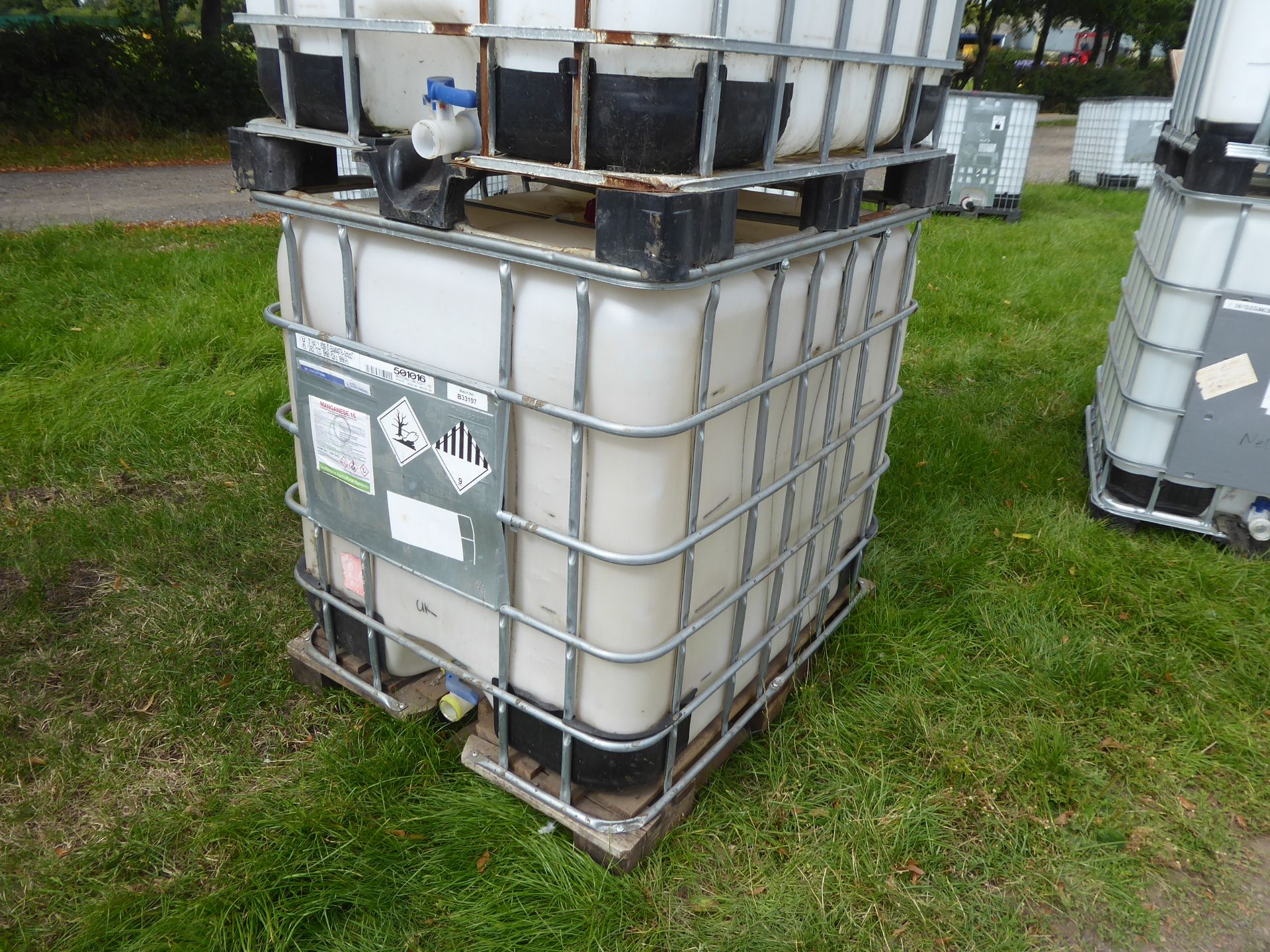 2 x 1000ltr IBCs