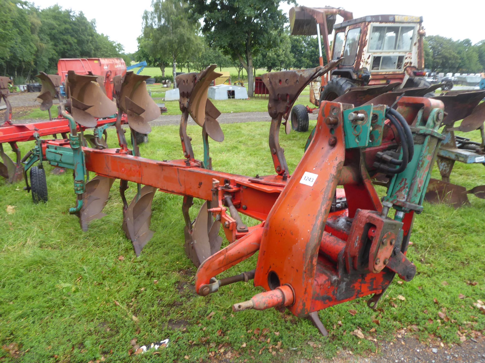 Kverneland 4F reversible plough - Image 2 of 2