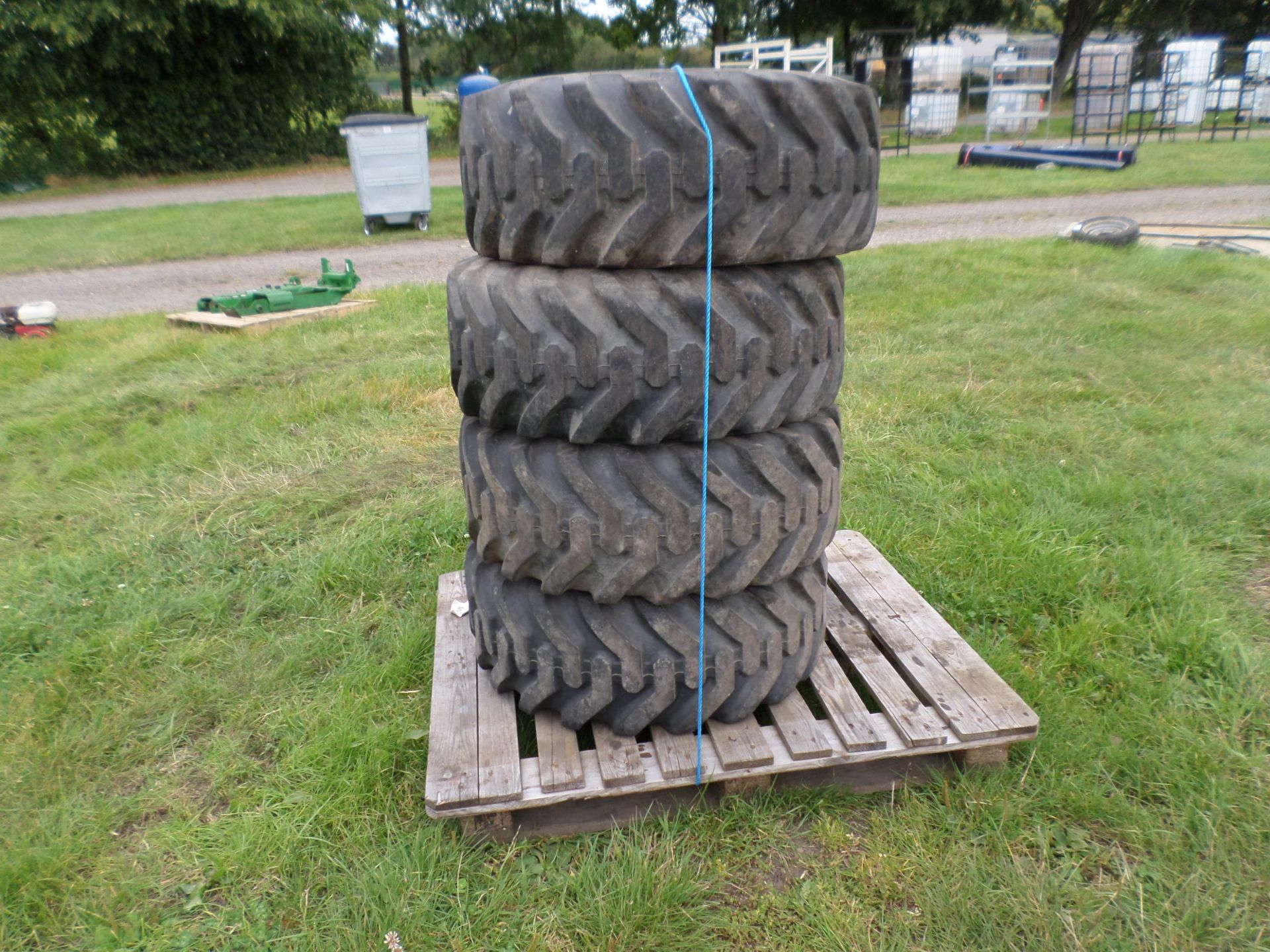 4 X 12.5/70-16 Industrial tyres
