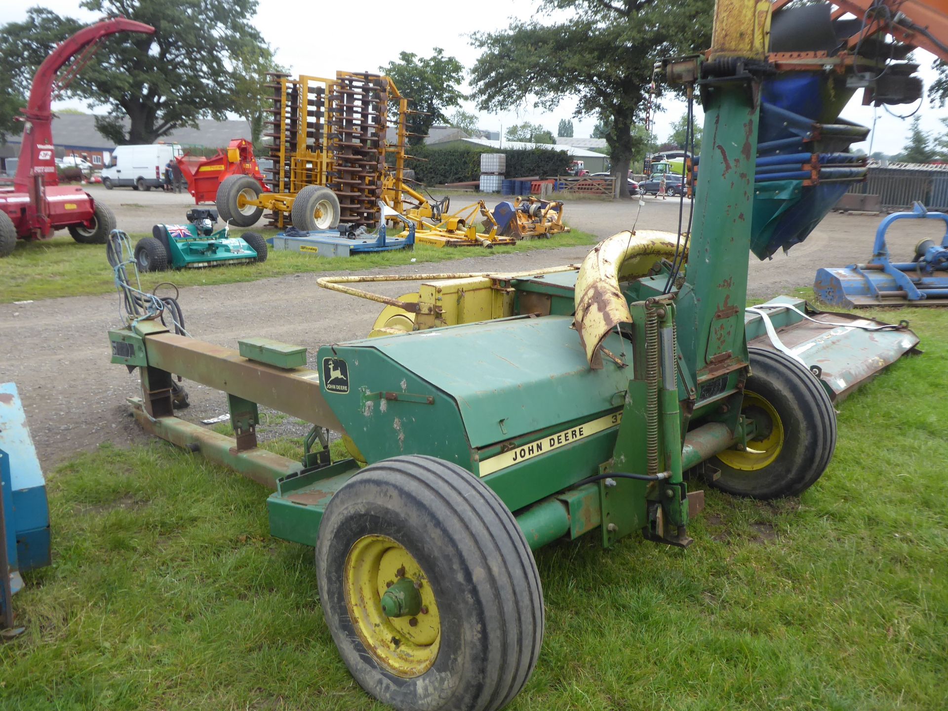 John Deere forage harvester, control box - Image 2 of 3